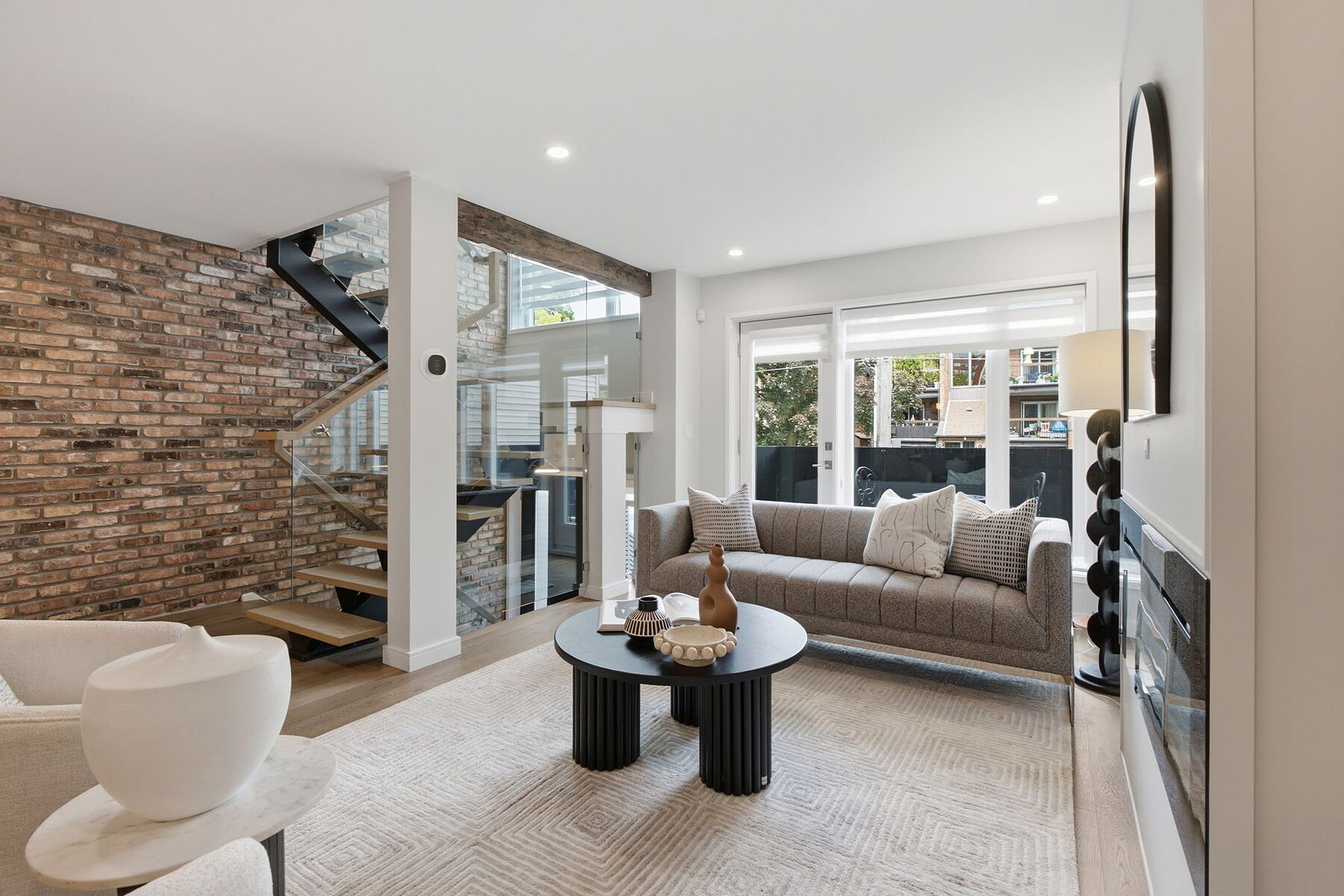  Modern Danforth Village Living - 物件實景