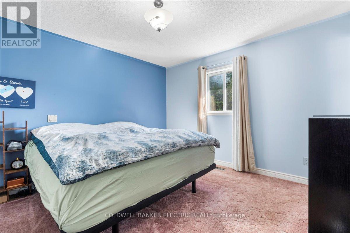 PRINCE EDWARD COUNTY (AMELIASBURG WARD), Ontario, K0K 1A0, CA, 5 Bedrooms Bedrooms, ,2 BathroomsBathrooms,Residential,For Sale,1867641