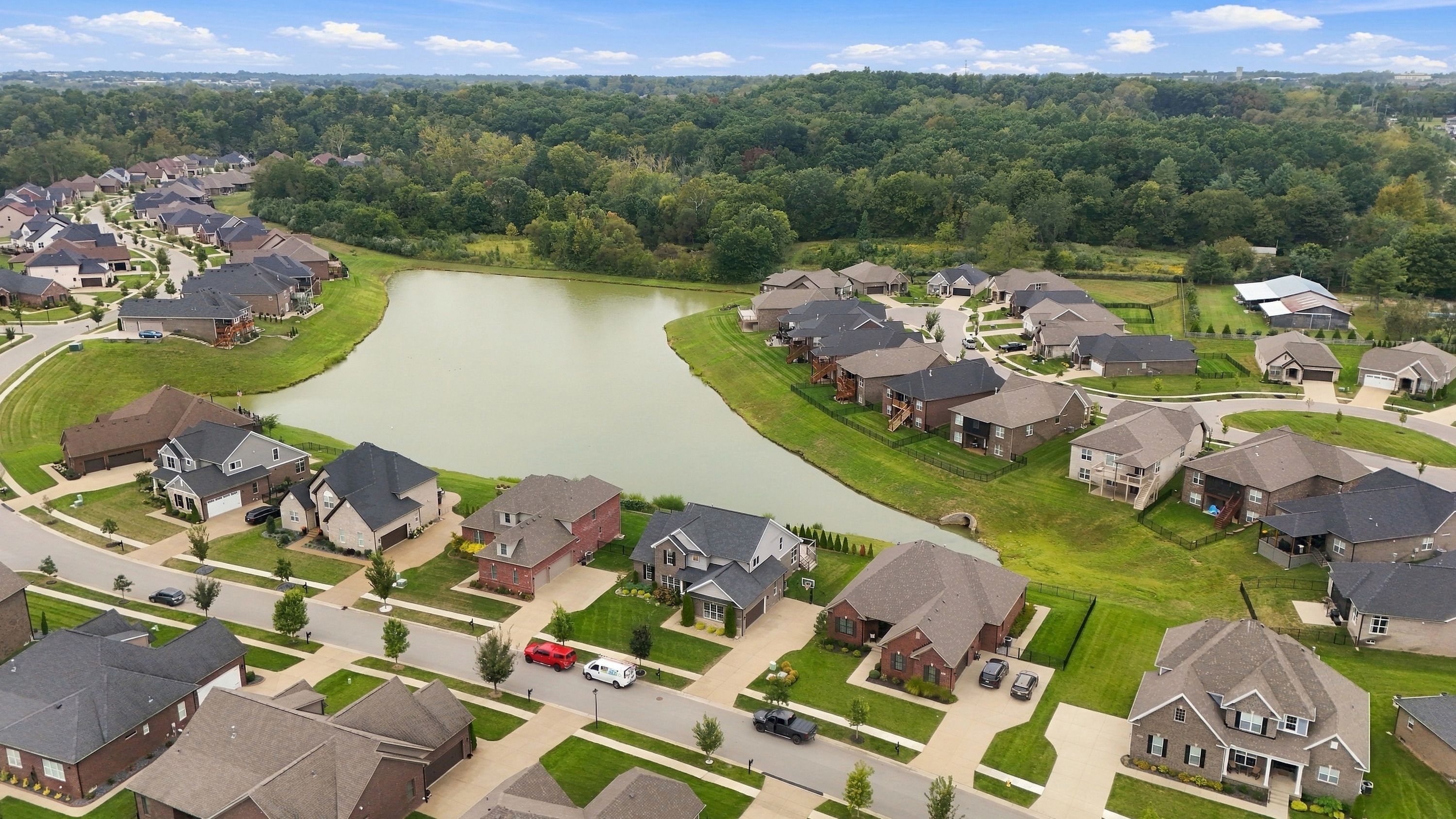 2008 Scenic Lakes Drive, Louisville, KY 40245 - 物件實景