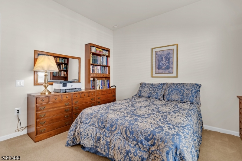 Franklin Twp., New Jersey, 08873, United States, 2 Bedrooms Bedrooms, ,2 BathroomsBathrooms,Residential,For Sale,2002075