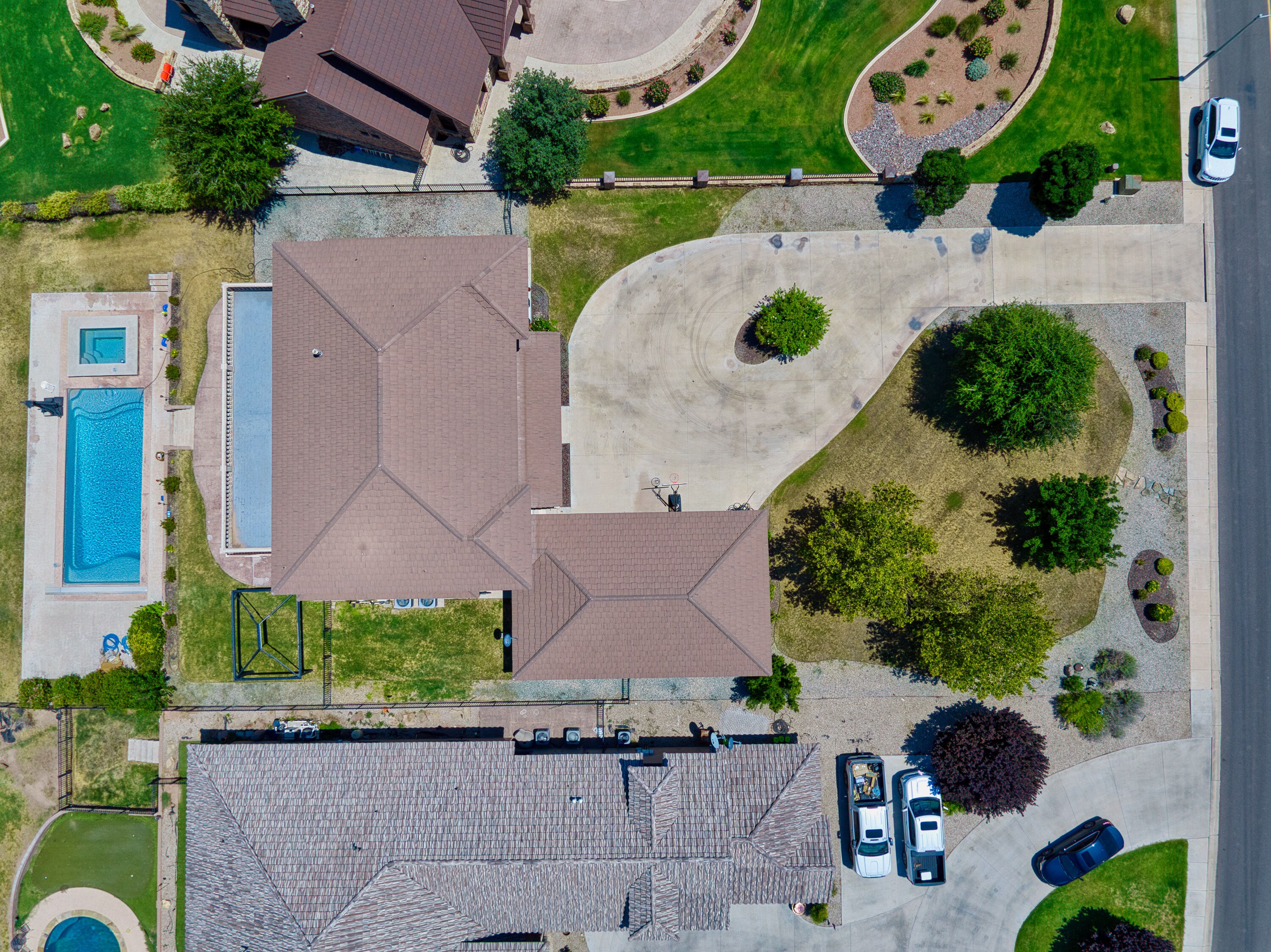 Carlsbad, New Mexico, 88220, United States, 5 Bedrooms Bedrooms, ,4 BathroomsBathrooms,Residential,For Sale,1974334