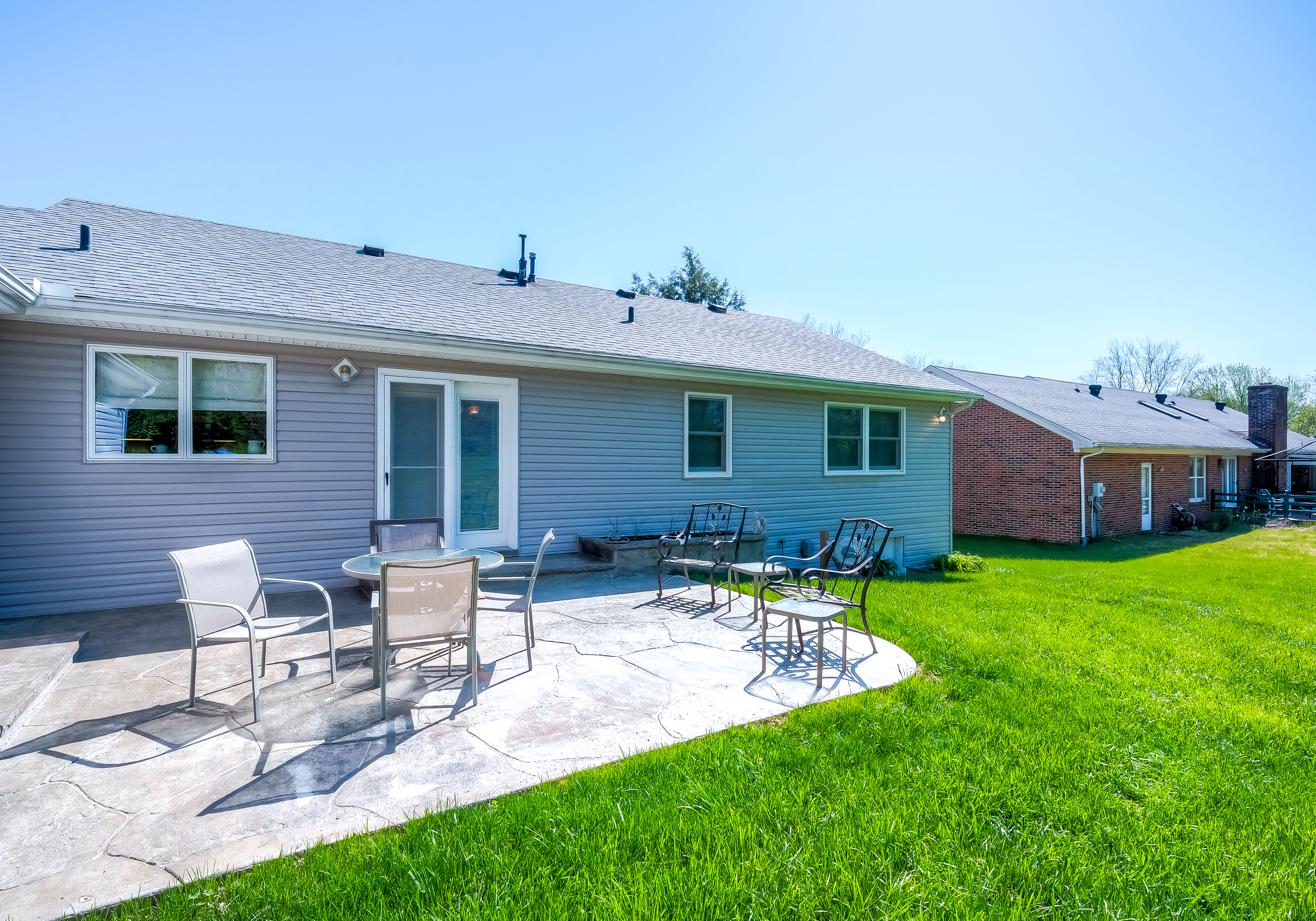  2033 Longview Drive - 物件實景