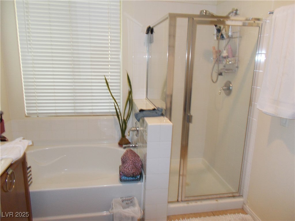 Las Vegas, Nevada, 89138, United States, 3 Bedrooms Bedrooms, ,3 BathroomsBathrooms,Residential,For Sale,2006390