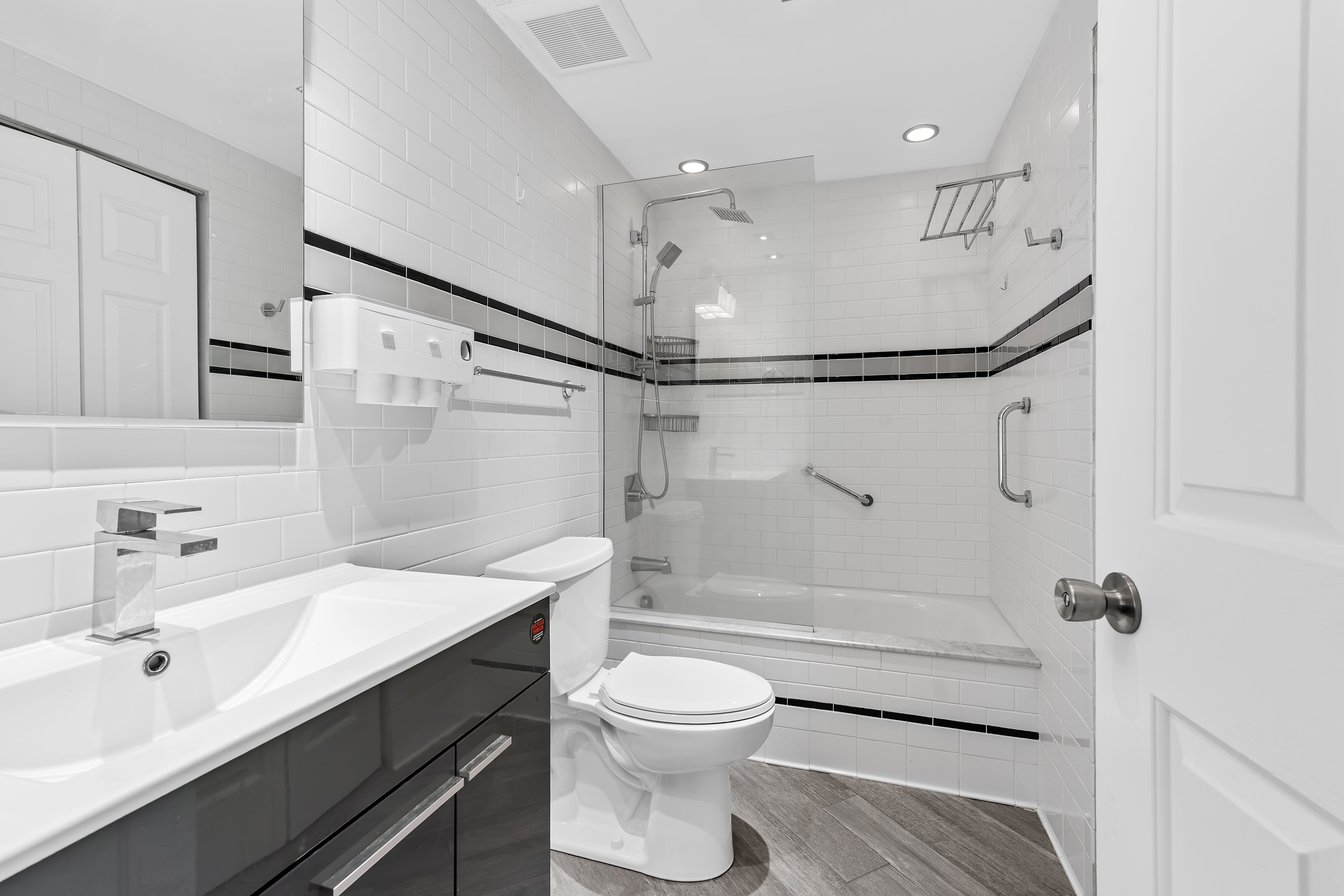  100 Ledgewood Drive, Unit 319, Stoneham, MA, 02180 - 物件實景