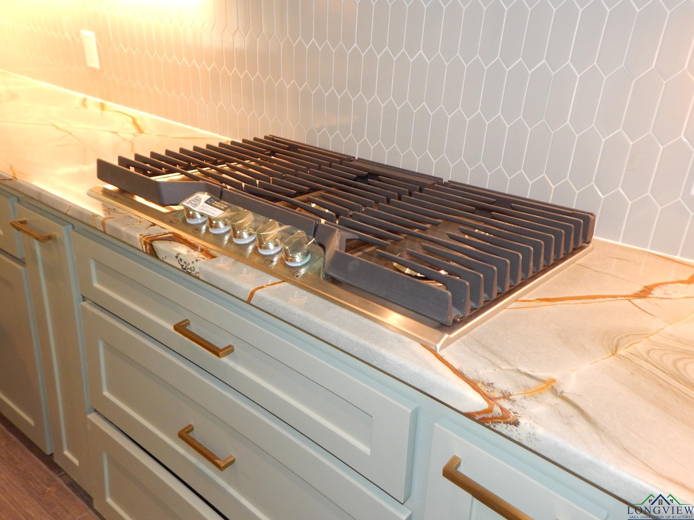 Gilmer, Texas, 75645, United States, 5 Bedrooms Bedrooms, ,3 BathroomsBathrooms,Residential,For Sale,1758754