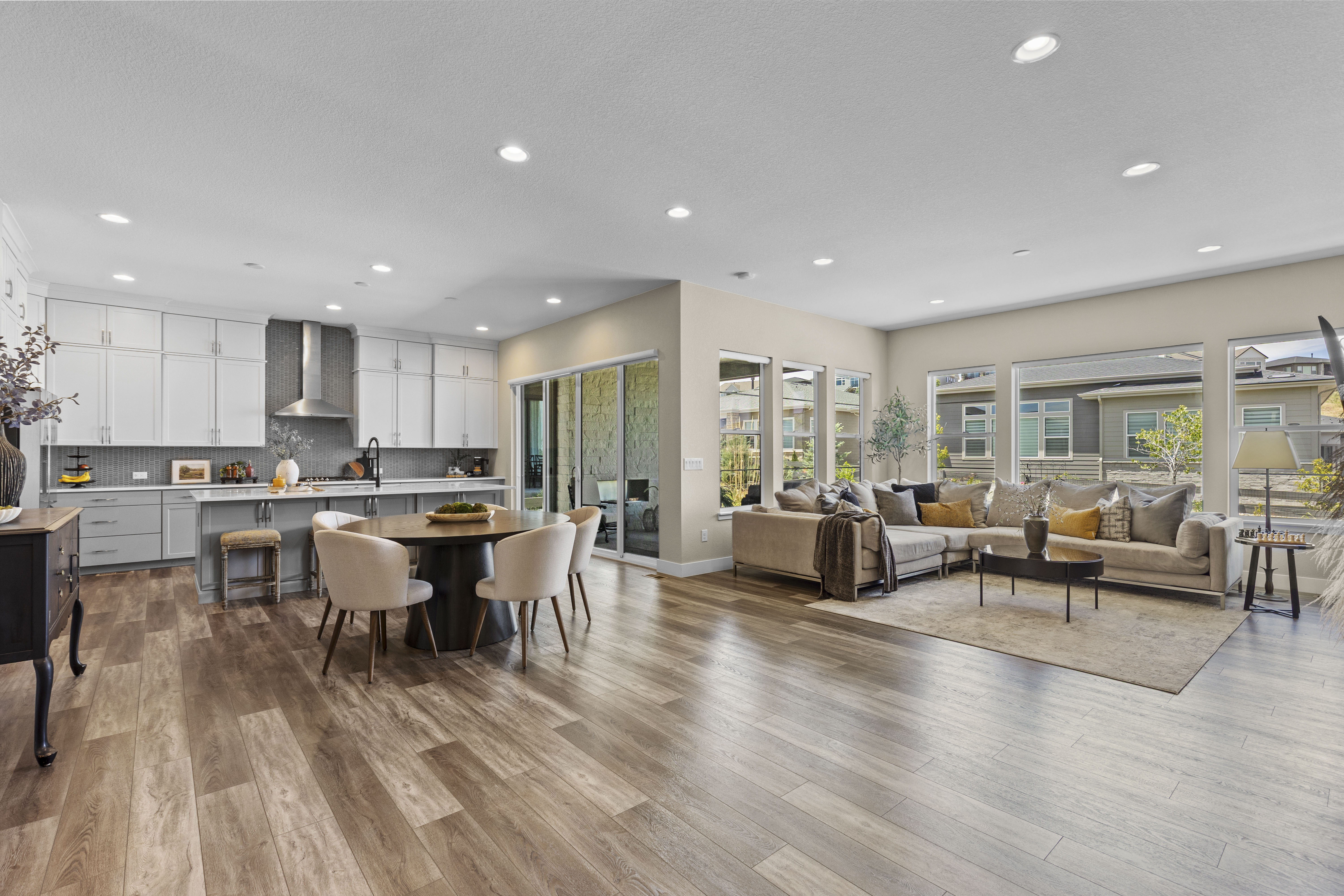  100% Move-in Ready and Beautifully Designed - 物件實景