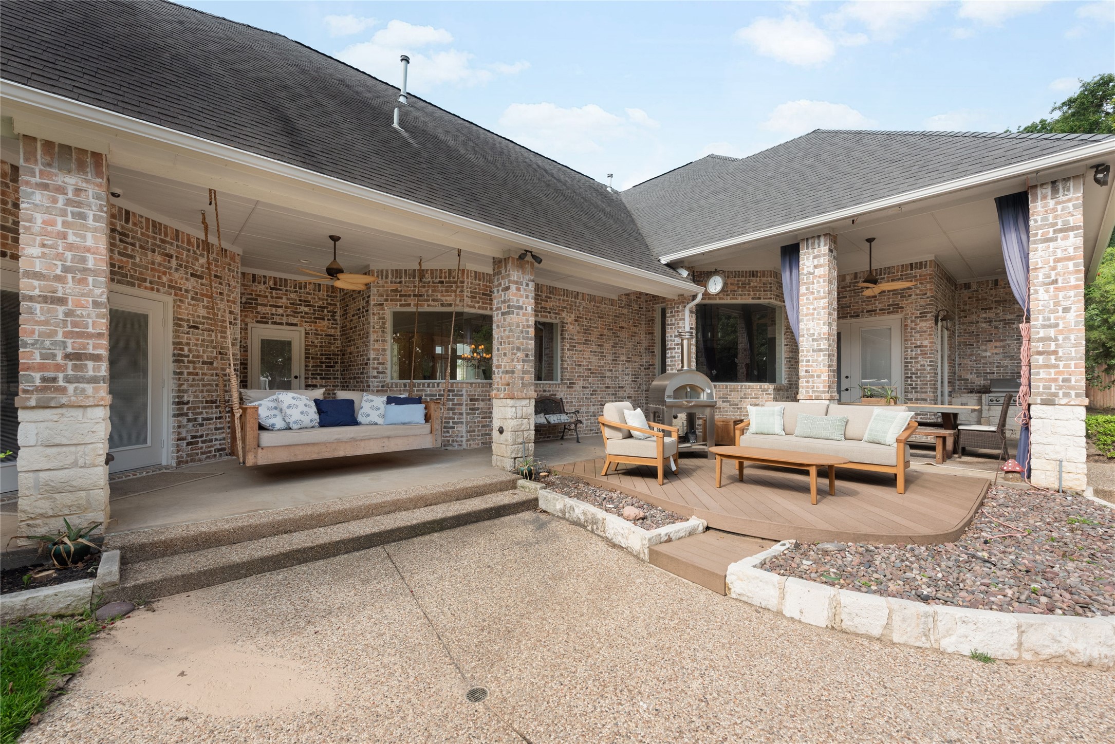 Fort Worth, Texas, 76140, United States, 4 Bedrooms Bedrooms, ,4 BathroomsBathrooms,Residential,For Sale,1857757