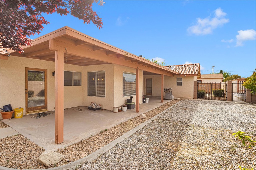 Apple Valley, California, 92307, United States, 4 Bedrooms Bedrooms, ,3 BathroomsBathrooms,Residential,For Sale,1795446