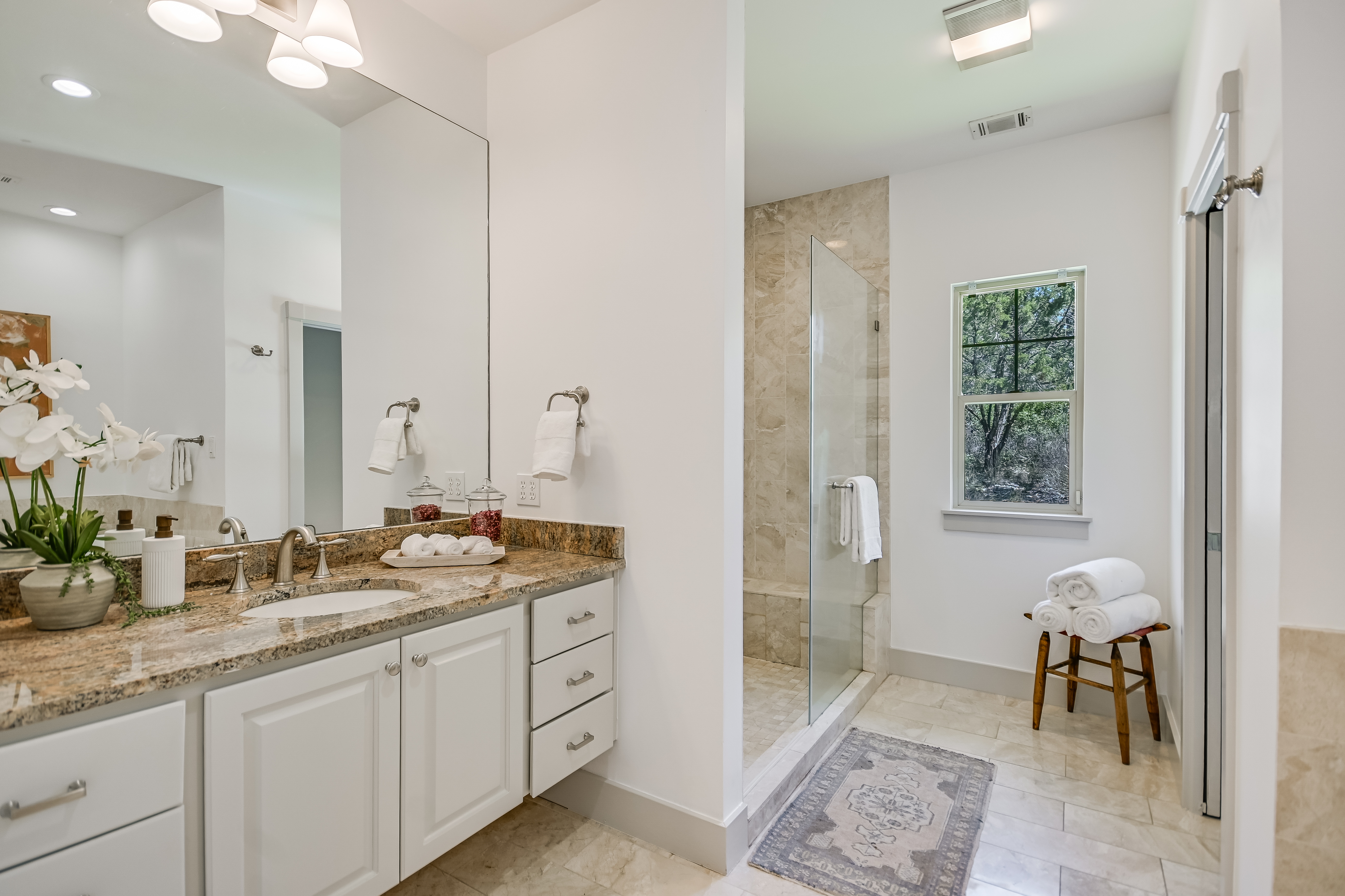  700 Furlong Drive, Austin, TX 78746 - 物件實景