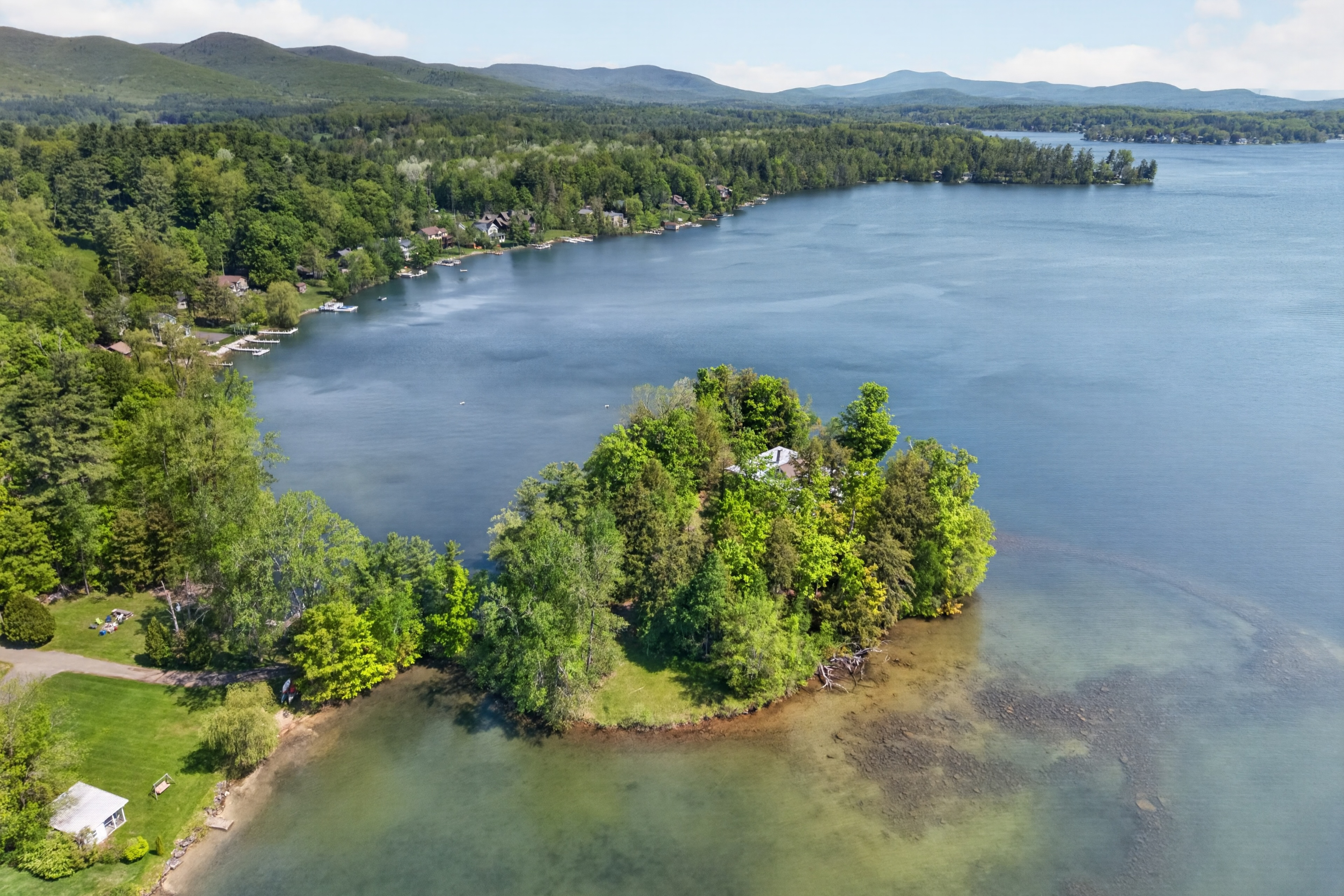  An Island of Your Own, in the Berkshires - 物件實景