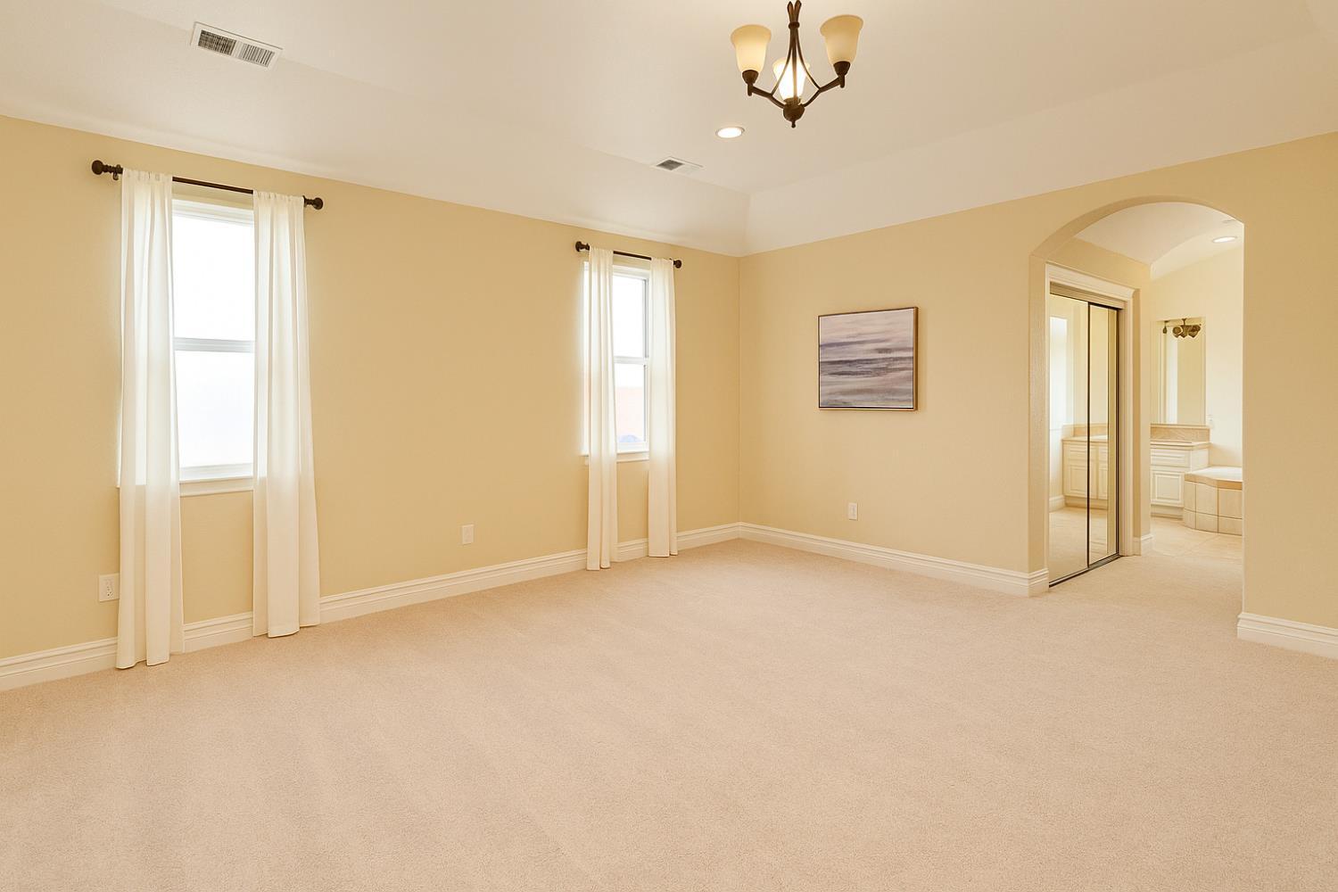 Madera, California, 93638, United States, 4 Bedrooms Bedrooms, ,4 BathroomsBathrooms,Residential,For Sale,2001242