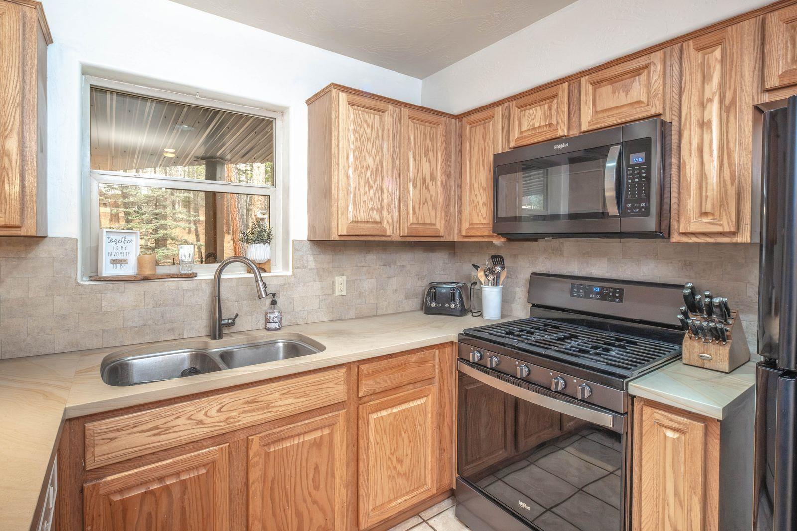 Angel Fire, New Mexico, 87710, United States, 3 Bedrooms Bedrooms, ,4 BathroomsBathrooms,Residential,For Sale,1993042