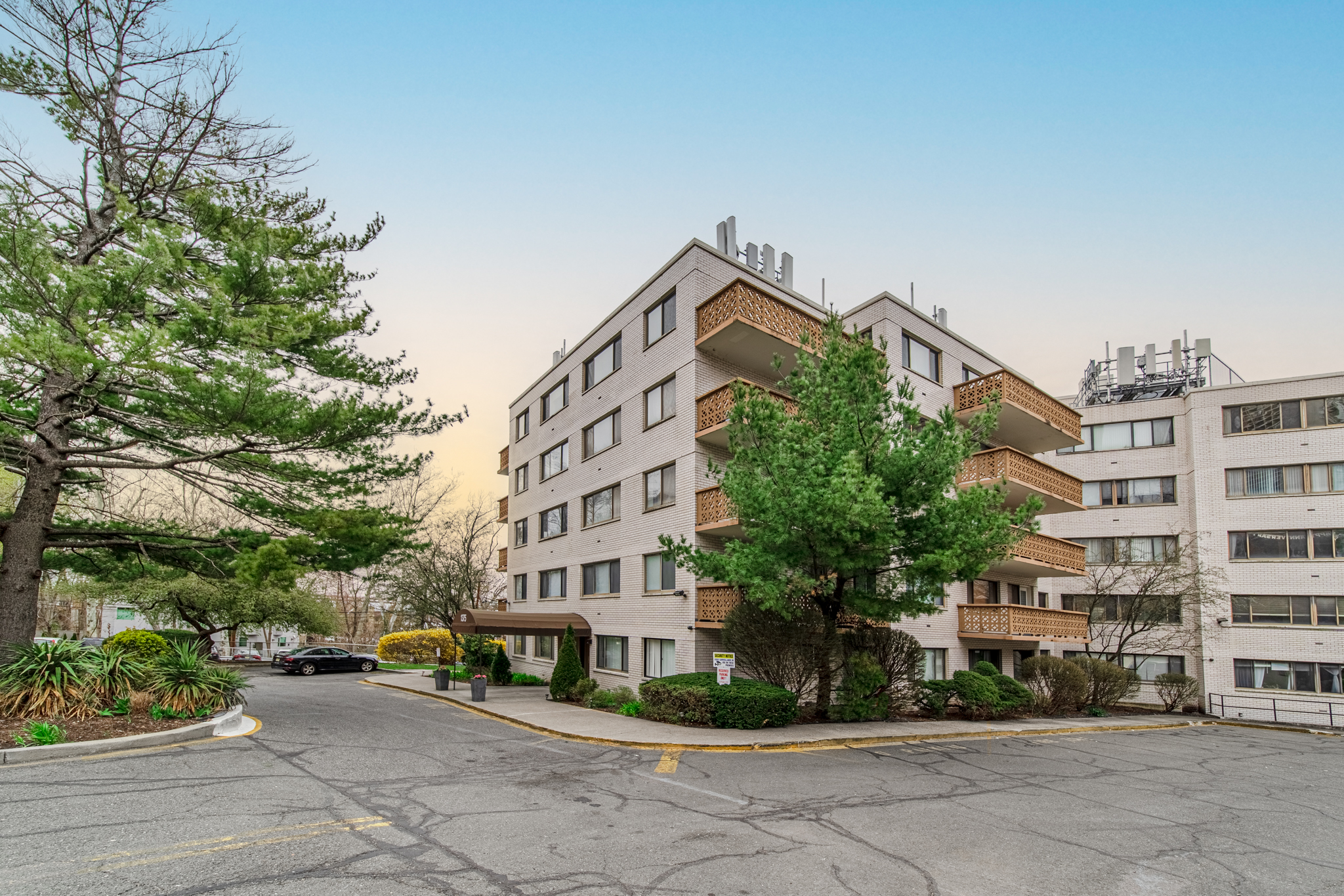  1375 River Road, Edgewater, NJ 07020 - 物件實景