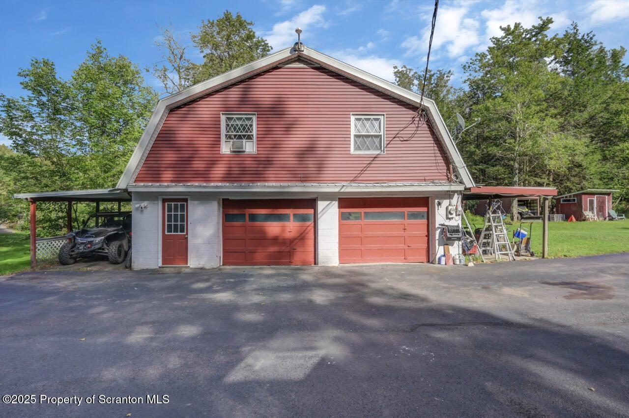 Gouldsboro, Pennsylvania, 18424, United States, 5 Bedrooms Bedrooms, ,2 BathroomsBathrooms,Residential,For Sale,1932796