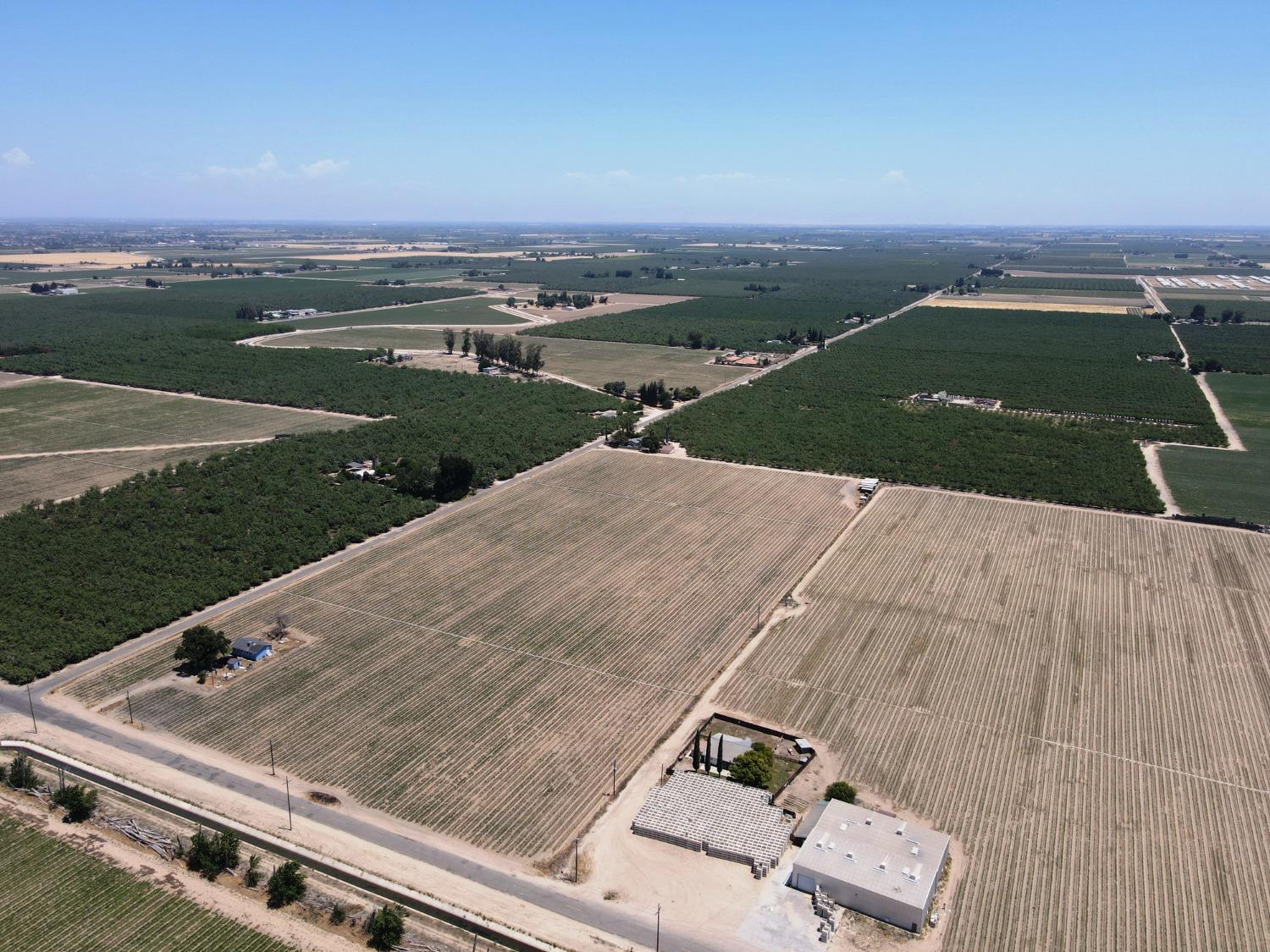 Livingston, California, 95334, United States, 2 Bedrooms Bedrooms, ,2 BathroomsBathrooms,Residential,For Sale,1982805