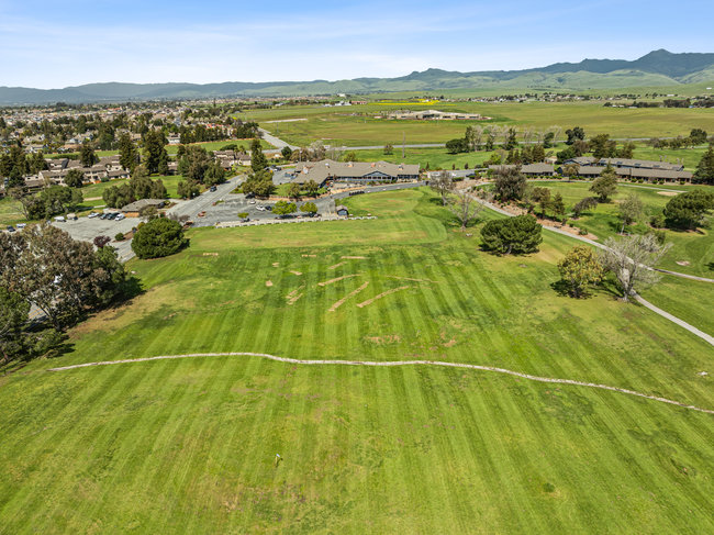 Hollister, California, 95023, United States, 3 Bedrooms Bedrooms, ,2 BathroomsBathrooms,Residential,For Sale,1882231
