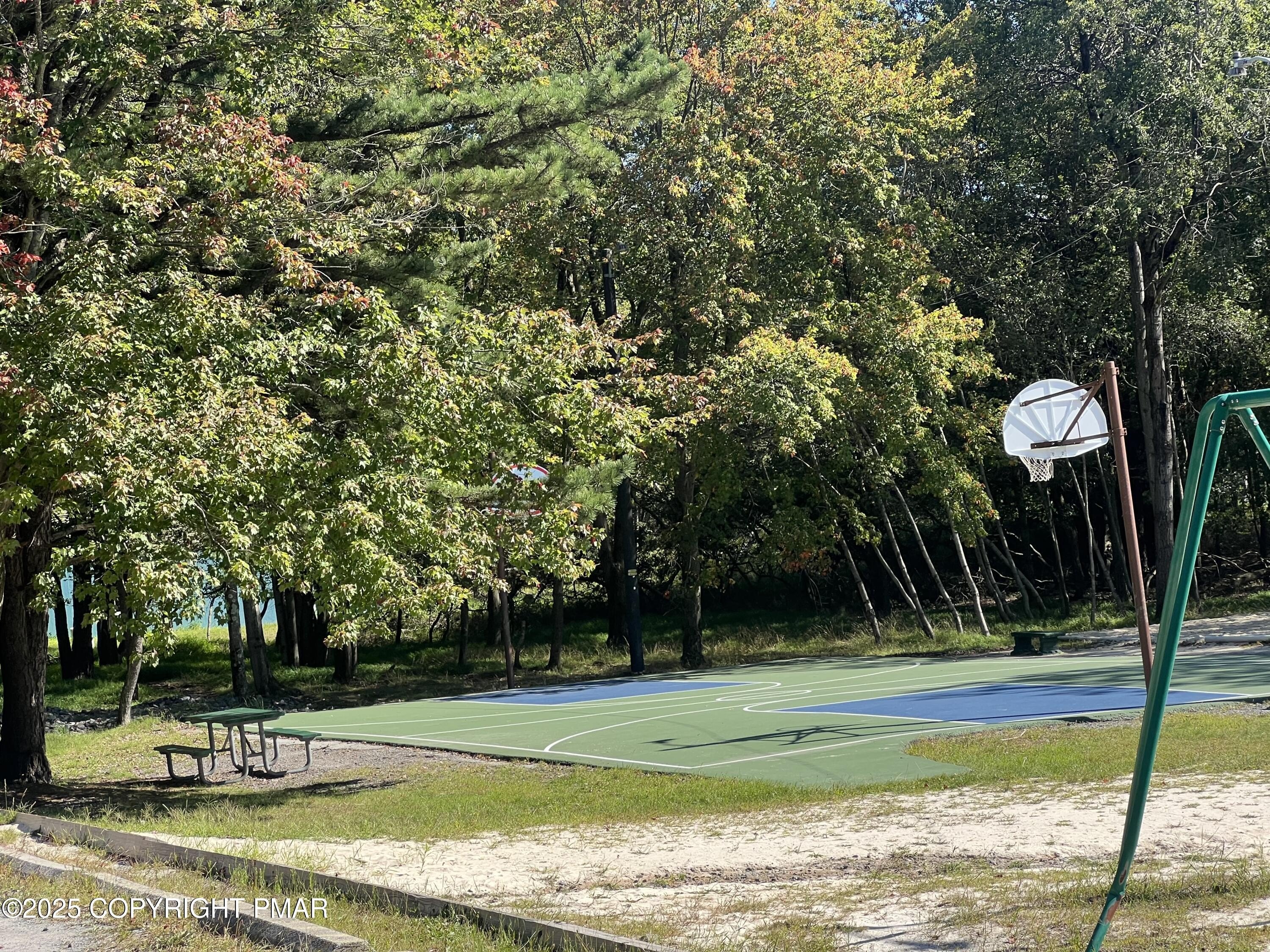 Blakeslee, Pennsylvania, 18610, United States, 4 Bedrooms Bedrooms, ,3 BathroomsBathrooms,Residential,For Sale,1982543