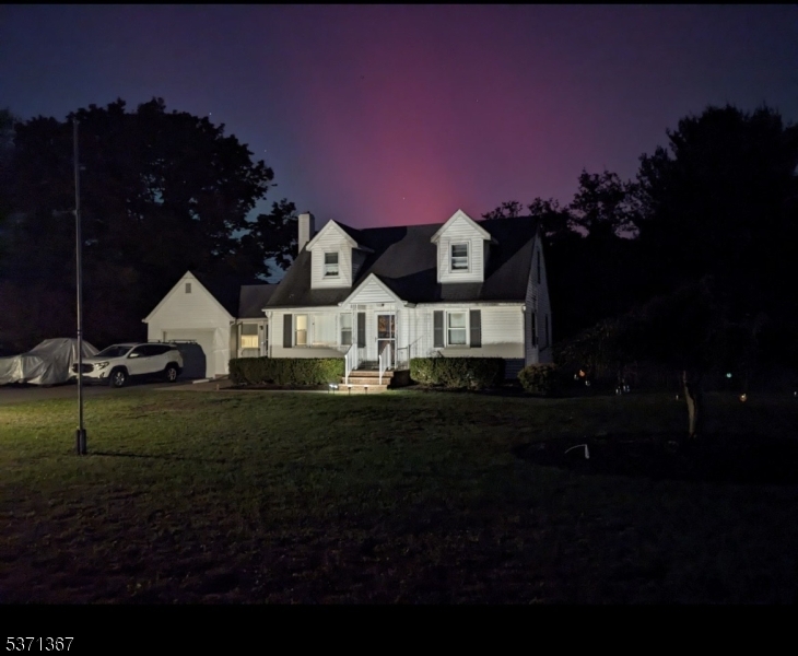 Boonton Twp., New Jersey, 07005, United States, 4 Bedrooms Bedrooms, ,1 BathroomBathrooms,Residential,For Sale,1989252