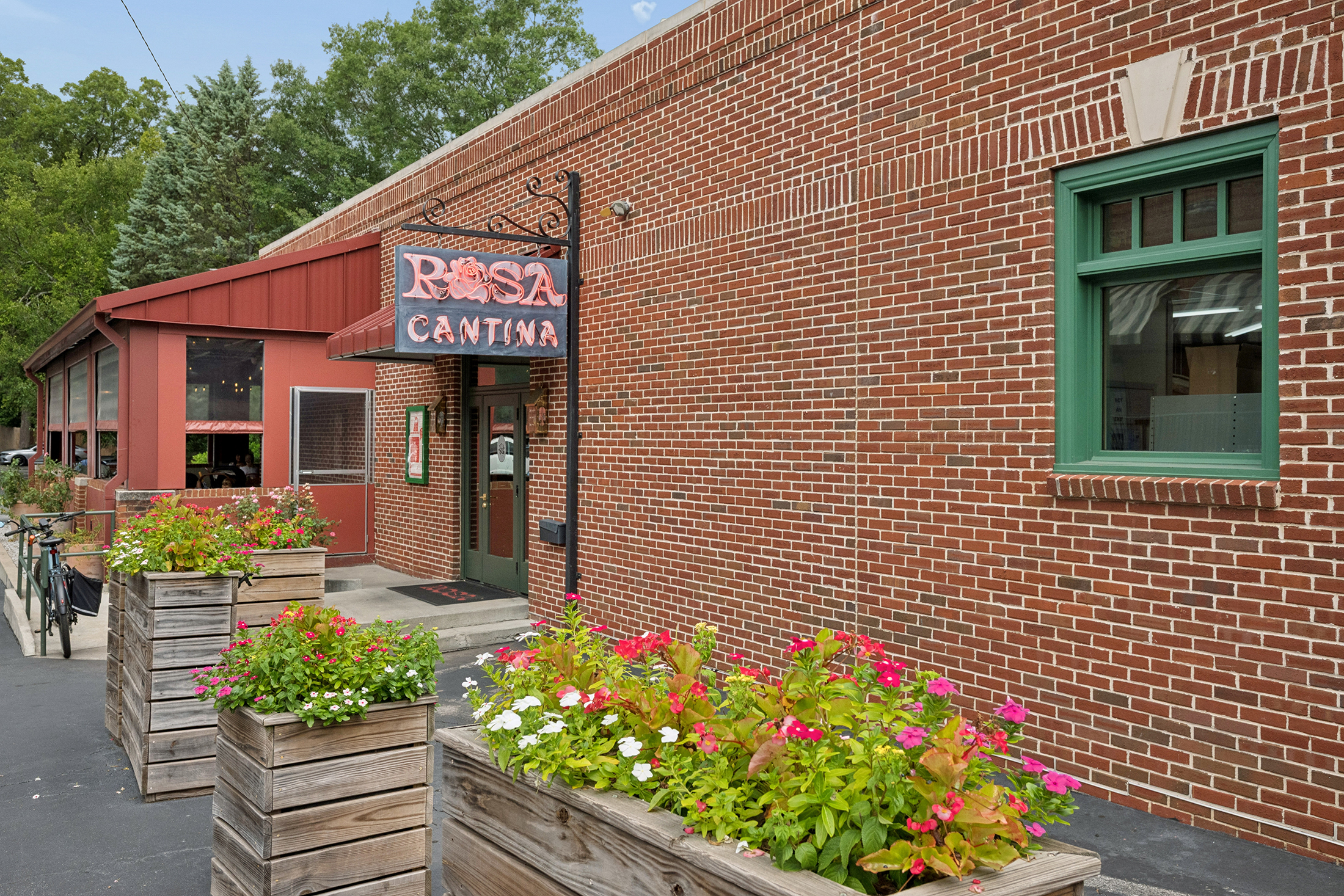  Updated Two-story Condo Tucked inside Intimate Community in Virginia Highland - 物件實景