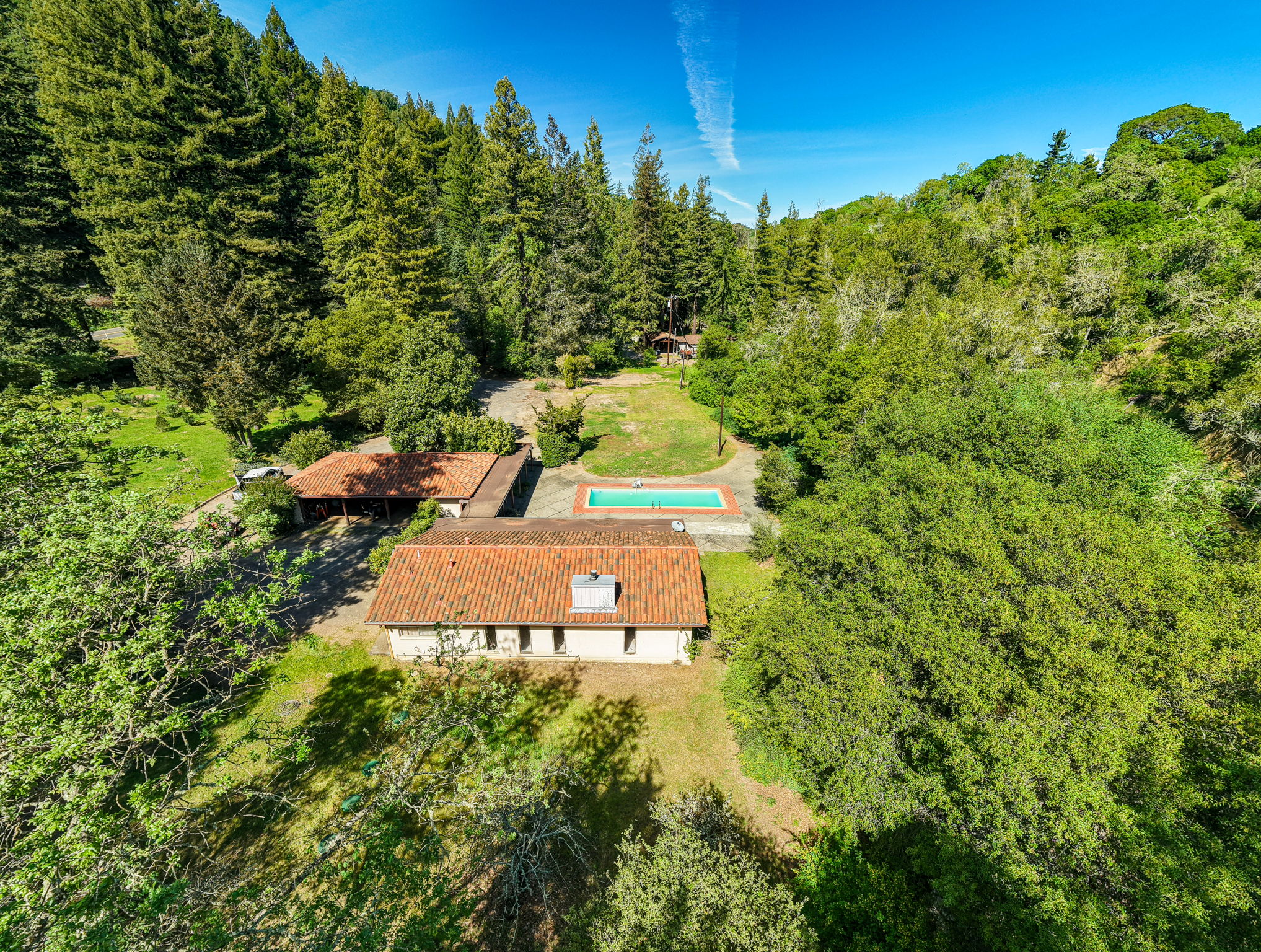 3320 Redwood Road - 物件實景