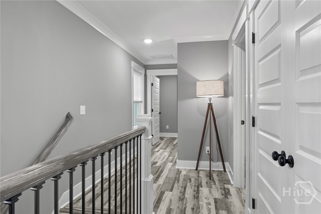 Savannah, Georgia, 31401, United States, 4 Bedrooms Bedrooms, ,3 BathroomsBathrooms,Residential,For Sale,1898819