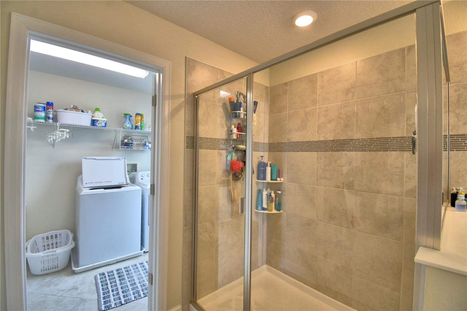 DAVENPORT, Florida, 33896, United States, 5 Bedrooms Bedrooms, ,3 BathroomsBathrooms,Residential,For Sale,1878806