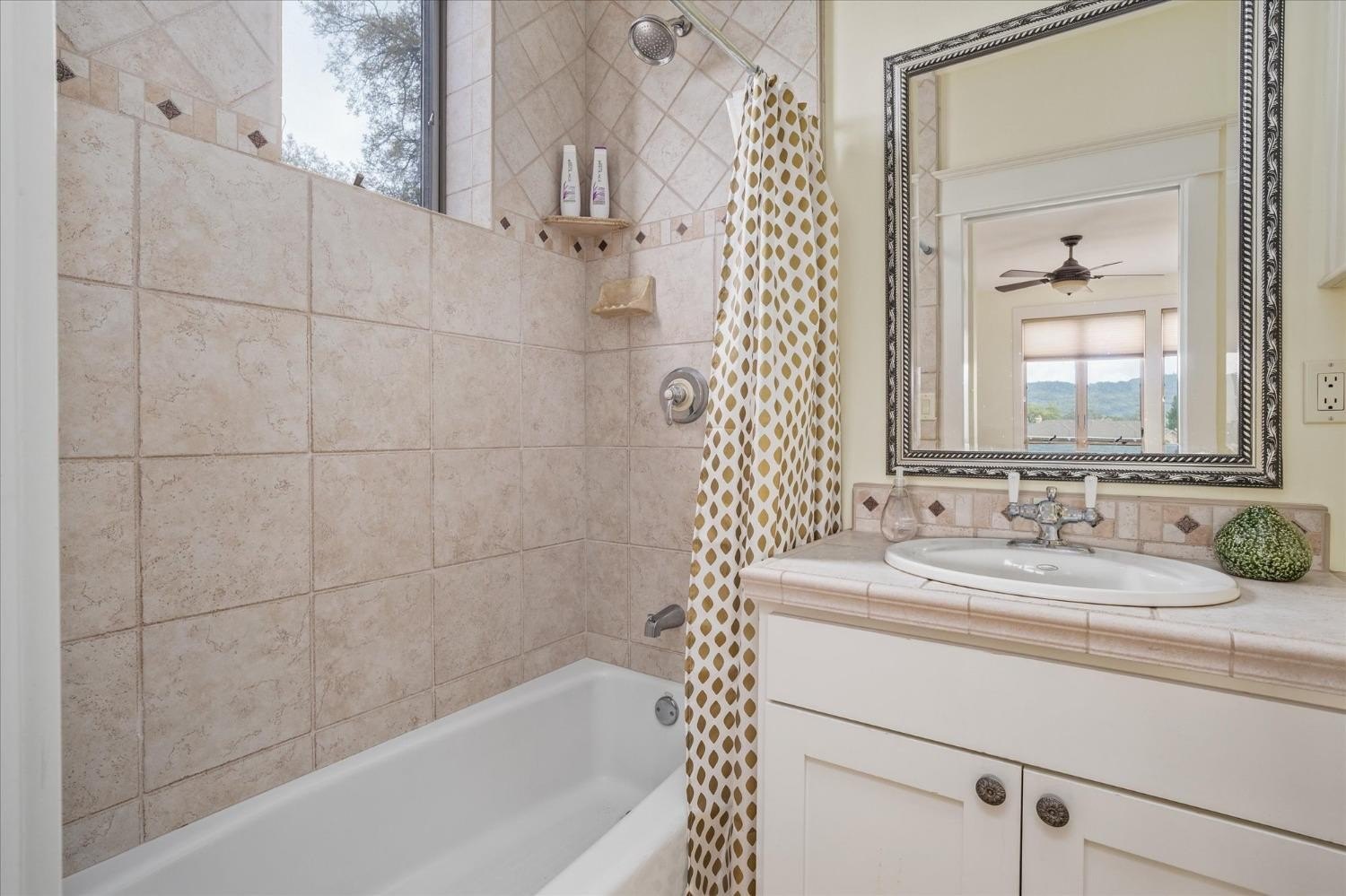 Angels Camp, California, 95222, United States, 3 Bedrooms Bedrooms, ,4 BathroomsBathrooms,Residential,For Sale,1975542