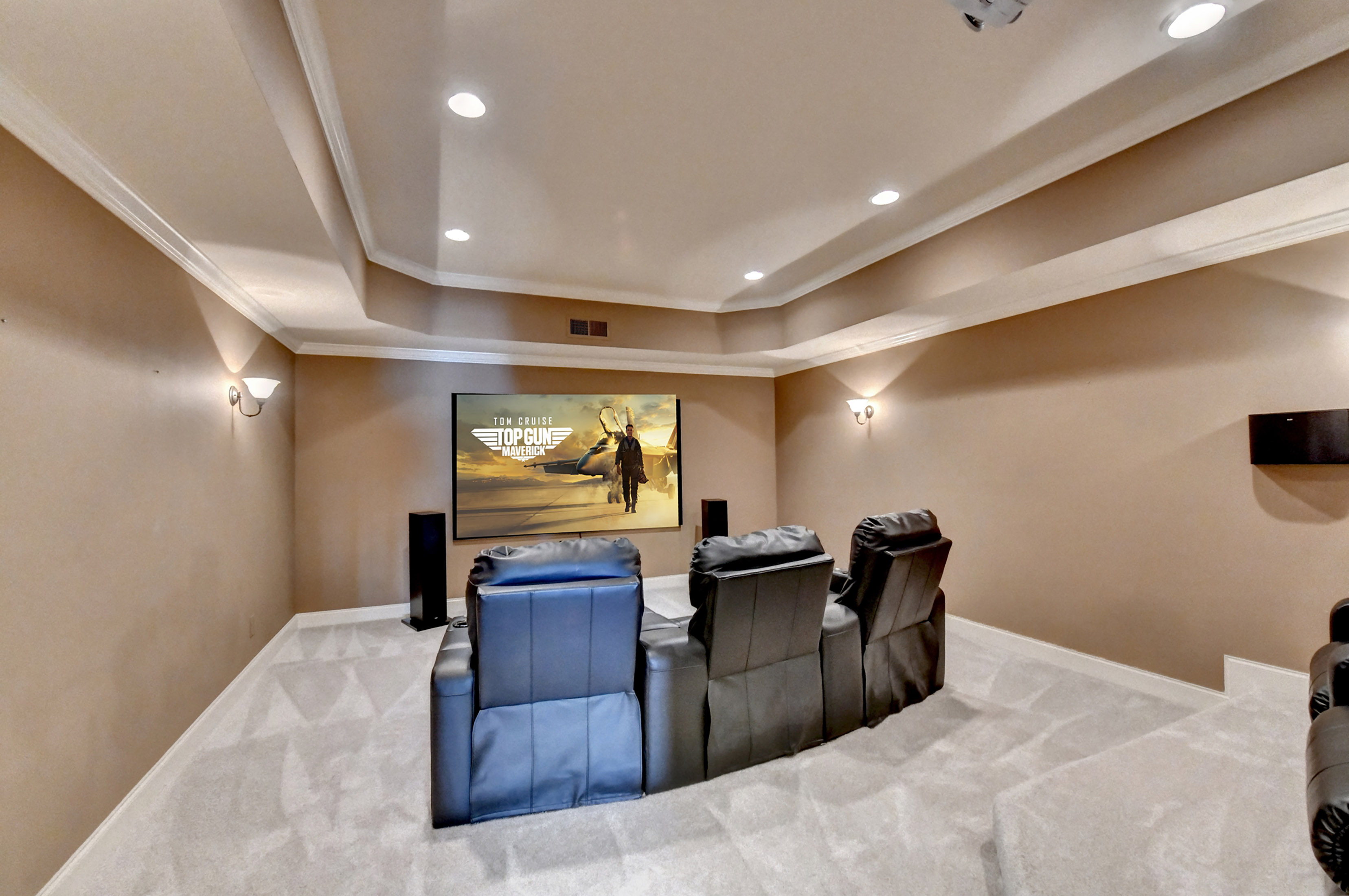  Luxury, Comfort and Privacy in One of Roswell