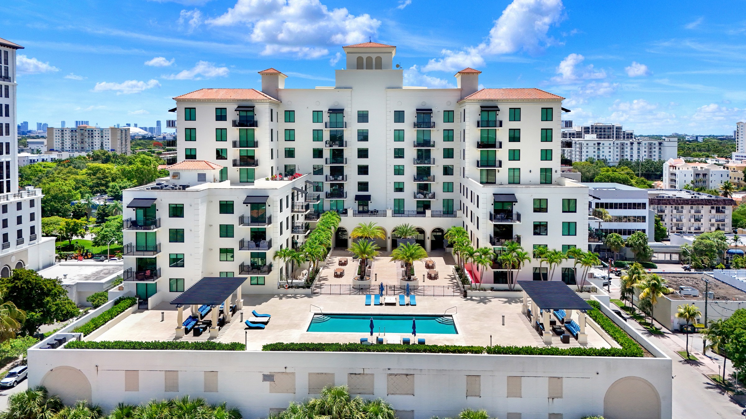  1300 Ponce De Leon Blvd, Coral Gables, FL, 33134 - 物件實景