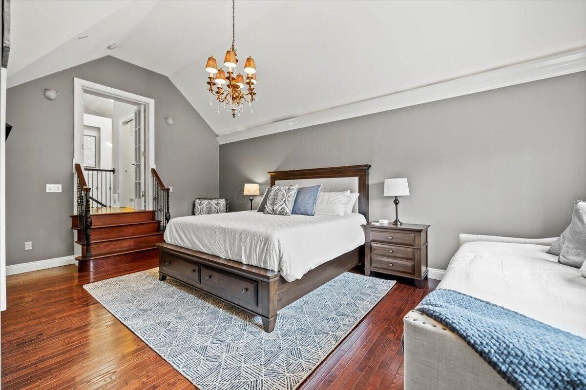 Columbus, Ohio, 43206, United States, 3 Bedrooms Bedrooms, ,4 BathroomsBathrooms,Residential,For Sale,1979603