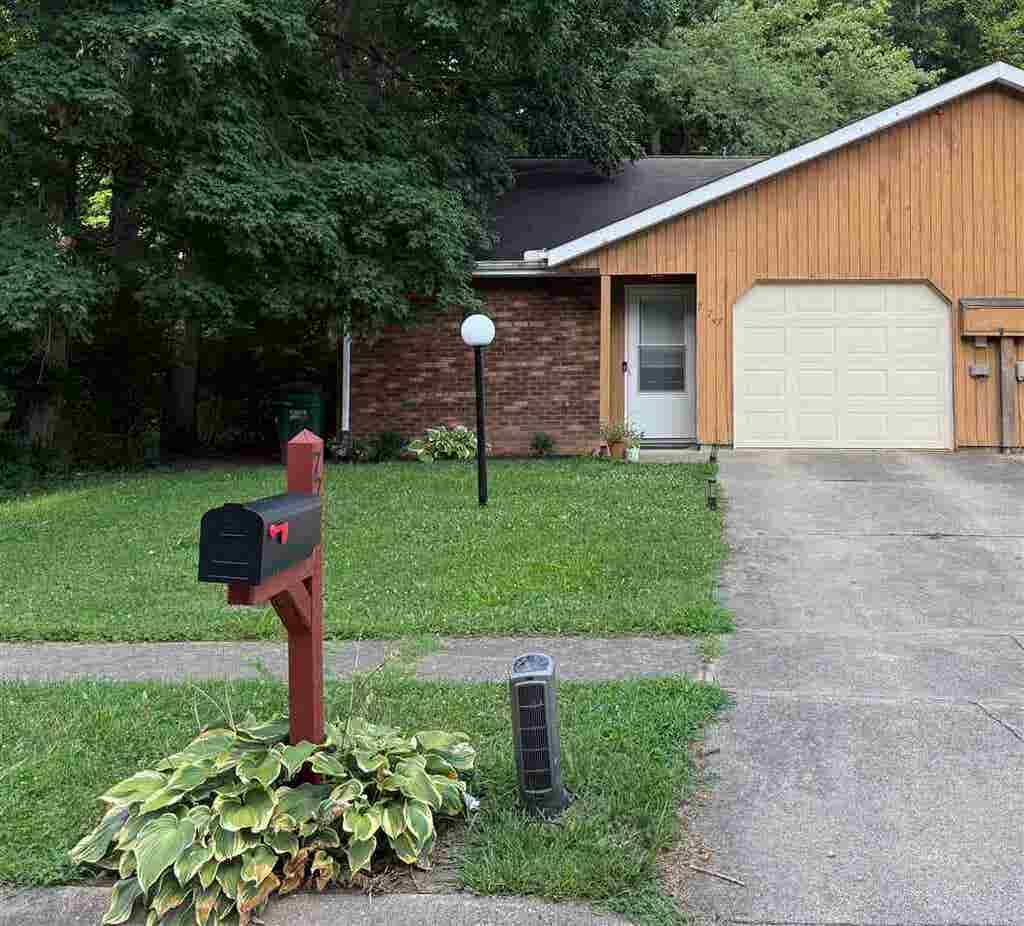 15th St, Richmond, IN 47374