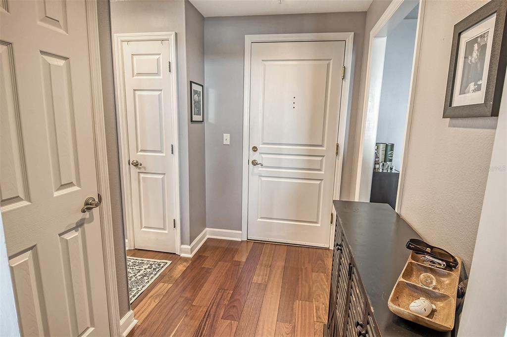 Sarasota, Florida, 34236, United States, 2 Bedrooms Bedrooms, ,2 BathroomsBathrooms,Residential,For Sale,1737963