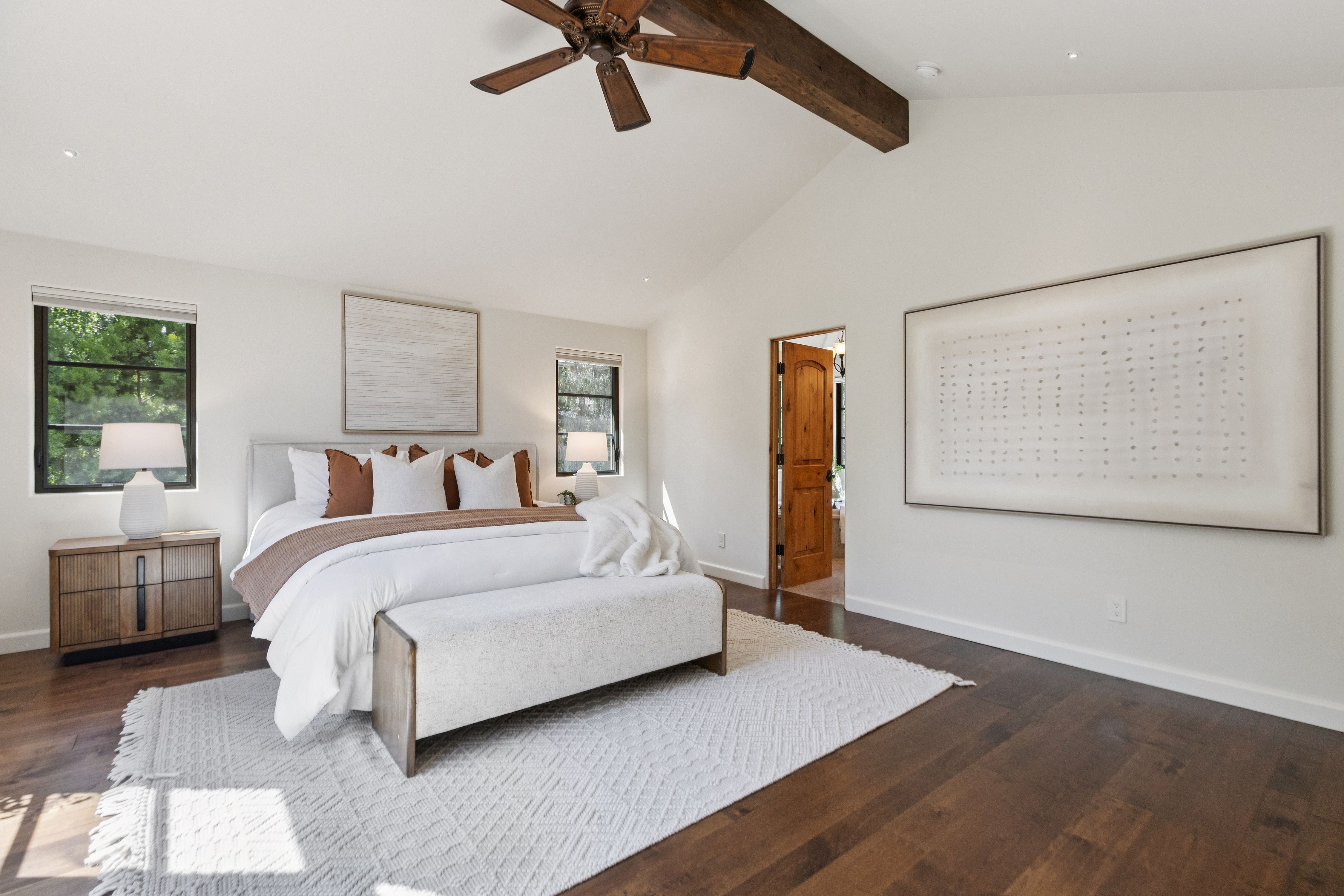  Mediterranean-Style Beauty with Garden Escape - 物件實景