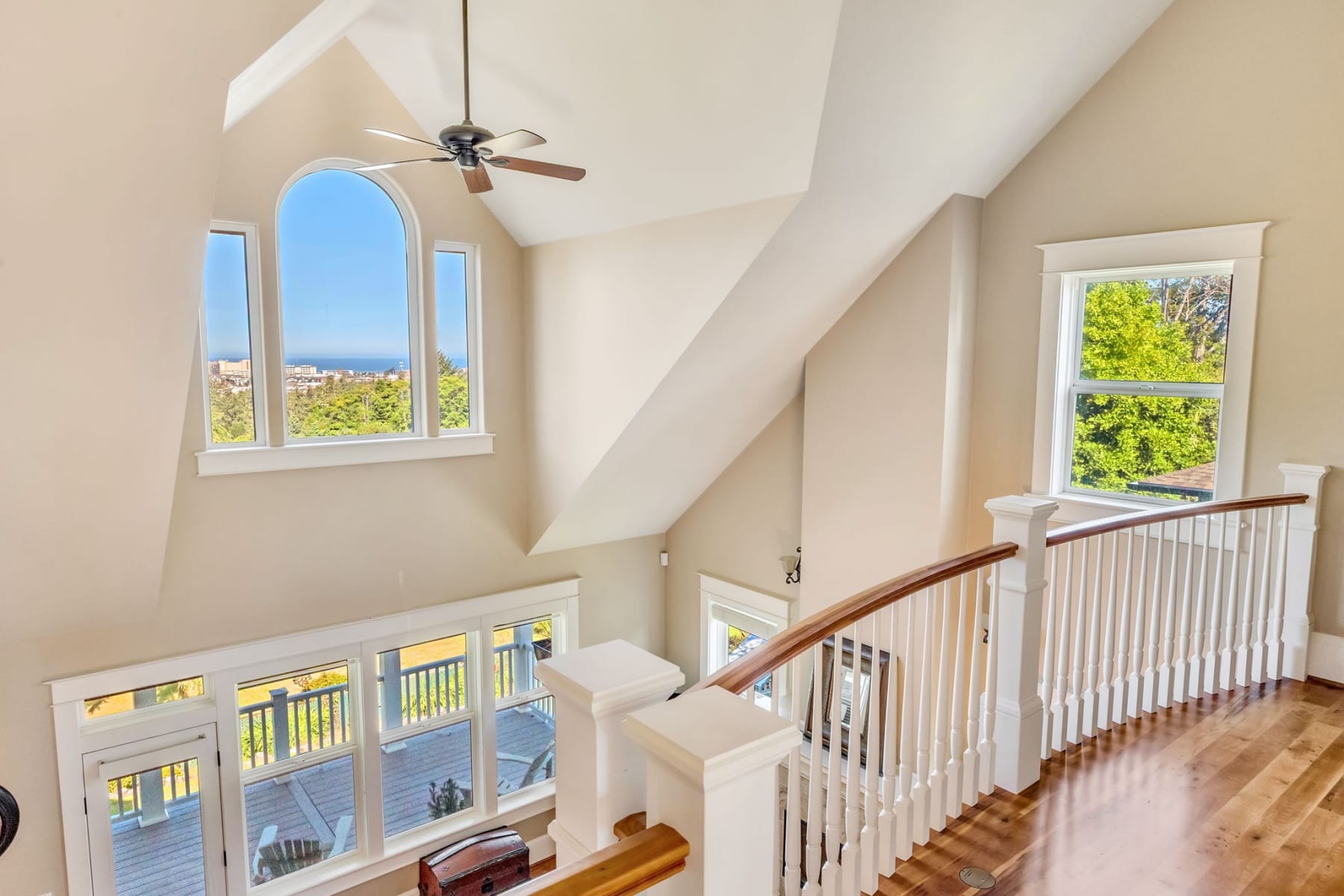  360 HILLTOP DR Seaside, OR 97138 - 物件實景