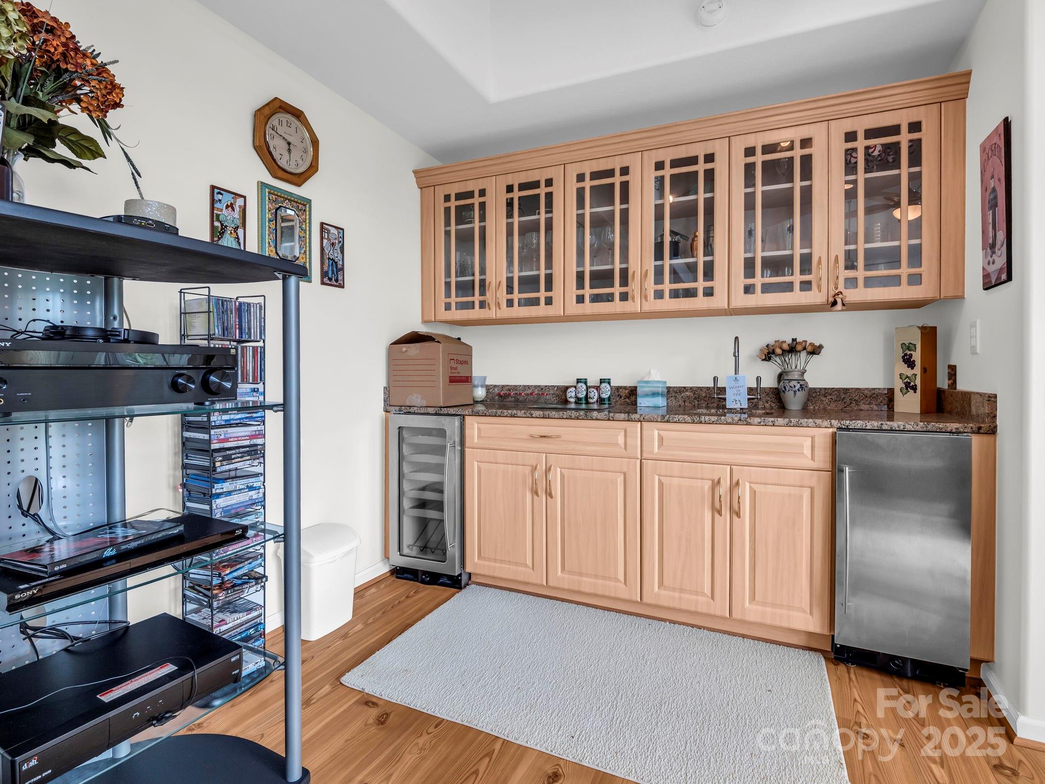 Lake Lure, North Carolina, 28746, United States, 3 Bedrooms Bedrooms, ,3 BathroomsBathrooms,Residential,For Sale,1978628