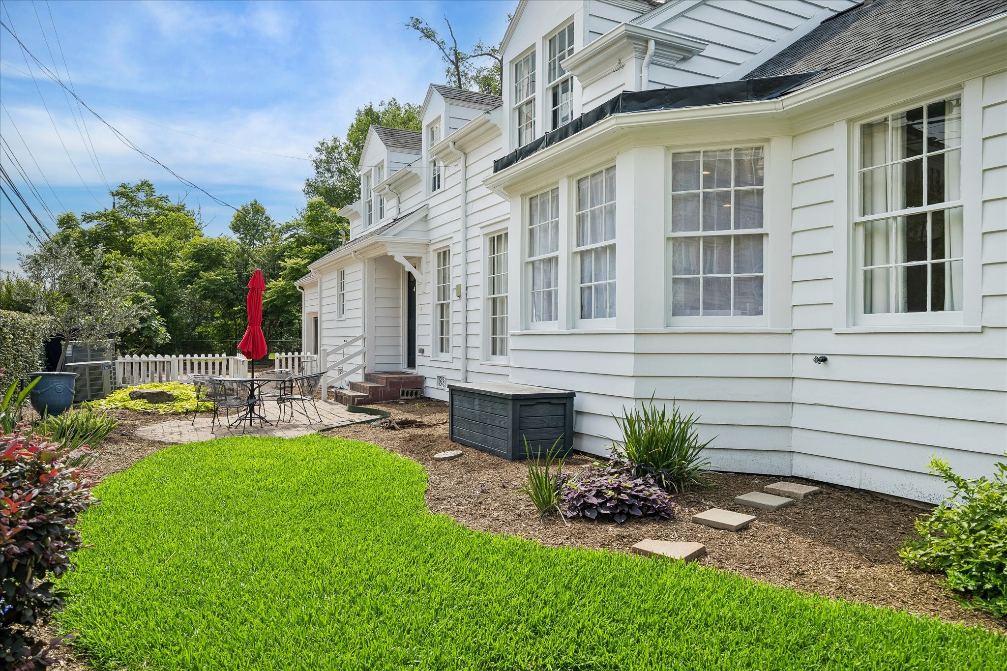  2439 Stanmore Drive - 物件實景