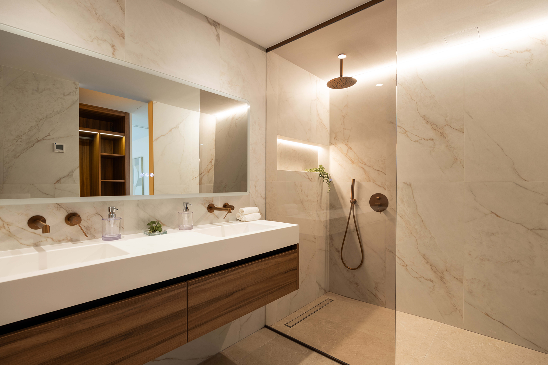  Renovated garden apartment with private pool in Nueva Andalucía - 物件實景