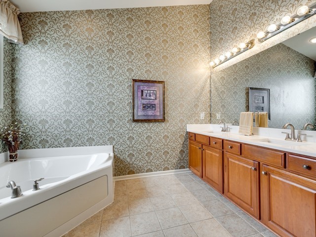 Fort Mill, South Carolina, 29708, United States, 3 Bedrooms Bedrooms, ,2 BathroomsBathrooms,Residential,For Sale,1851228