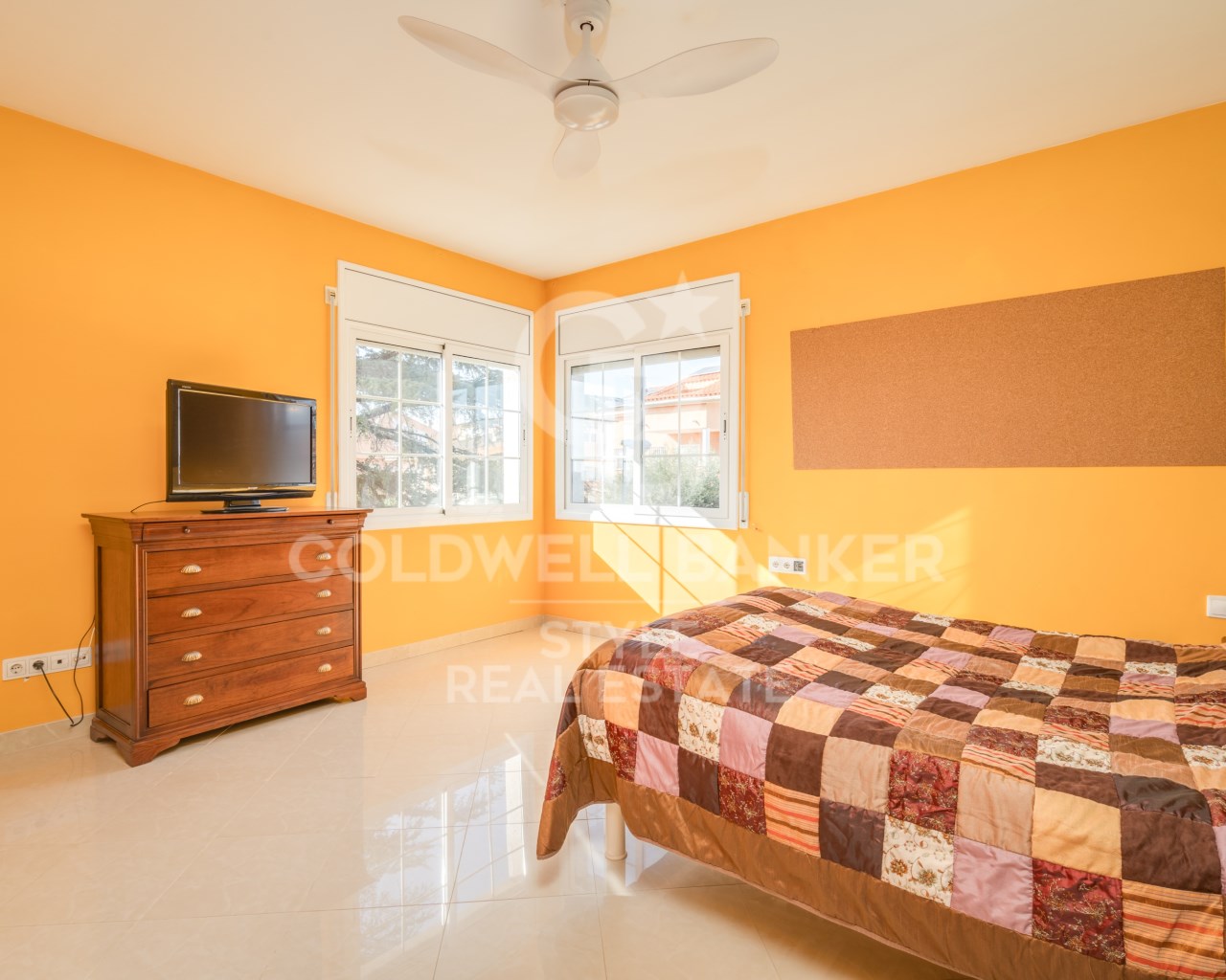 Calle Anne Frank D' Barcelona, Sabadell, La Conc?, Sabadell, Catalonia, 08206, ES, 6 Bedrooms Bedrooms, ,4 BathroomsBathrooms,Residential,For Sale,Calle Anne Frank D' Barcelona, Sabadell, La Conc?,1622954