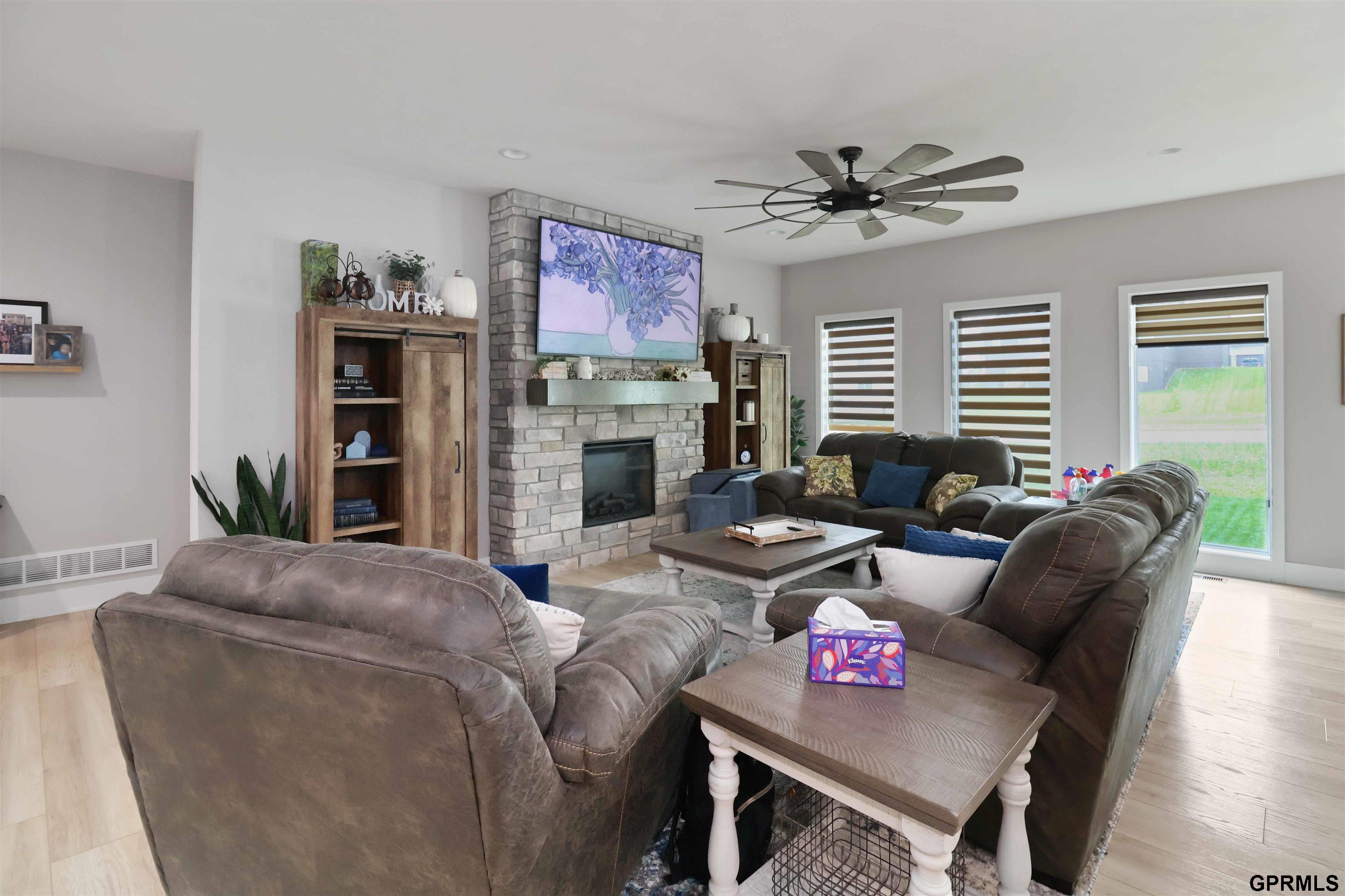 Papillion, Nebraska, 68046, United States, 5 Bedrooms Bedrooms, ,5 BathroomsBathrooms,Residential,For Sale,1846558