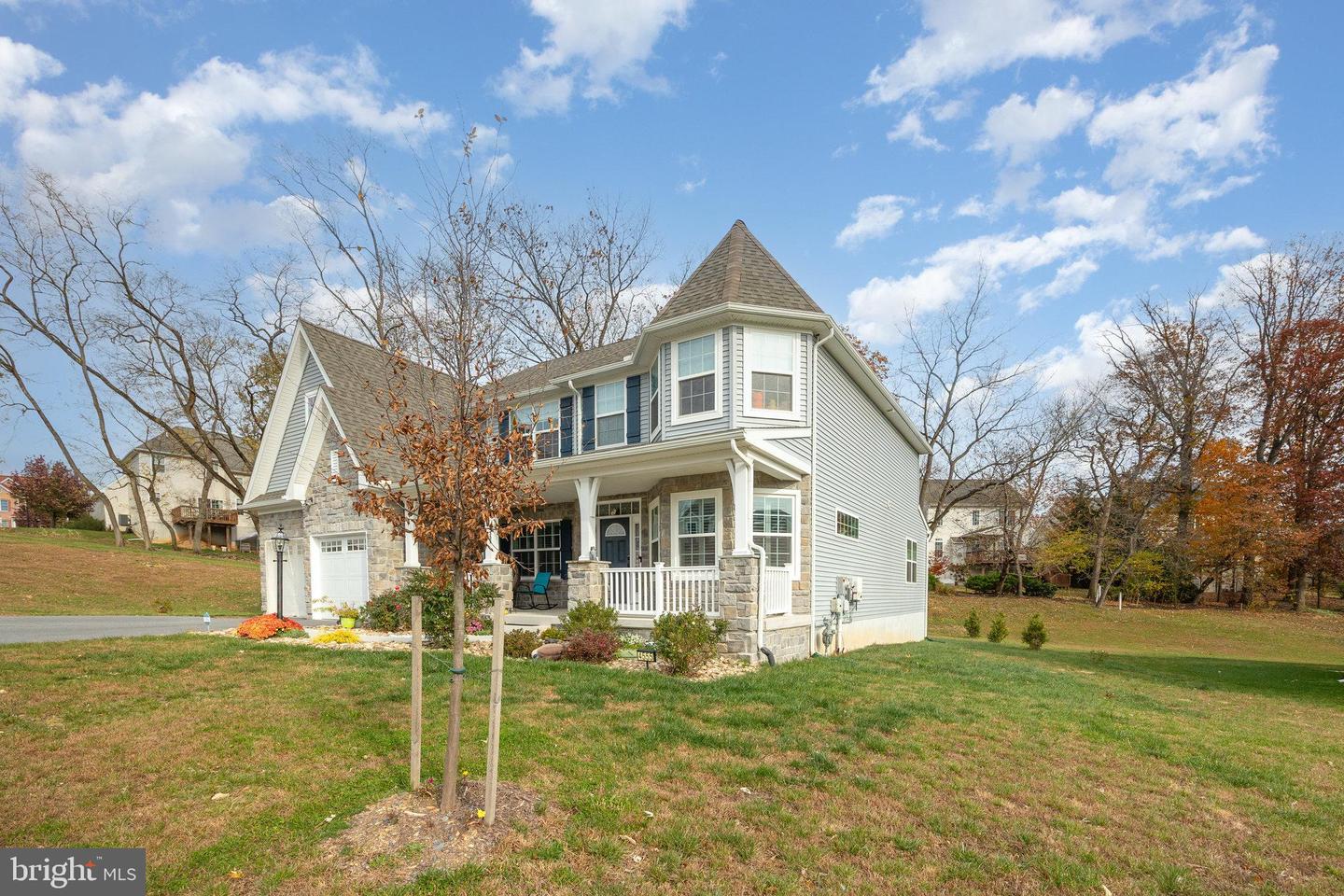 Mechanicsburg, Pennsylvania, 17055, United States, 5 Bedrooms Bedrooms, ,4 BathroomsBathrooms,Residential,For Sale,1991830