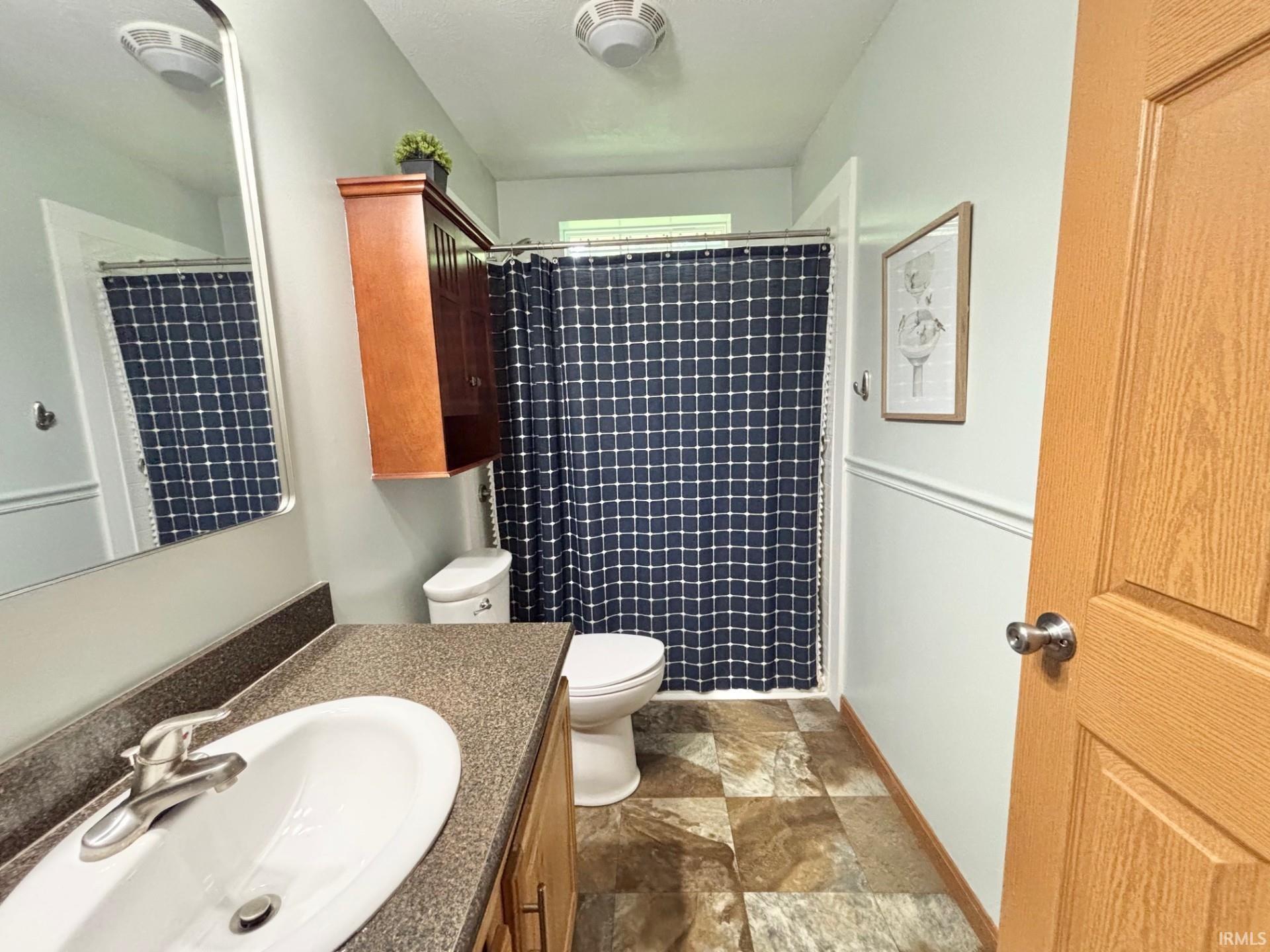 Bloomington, Indiana, 47403, United States, 3 Bedrooms Bedrooms, ,2 BathroomsBathrooms,Residential,For Sale,1904289