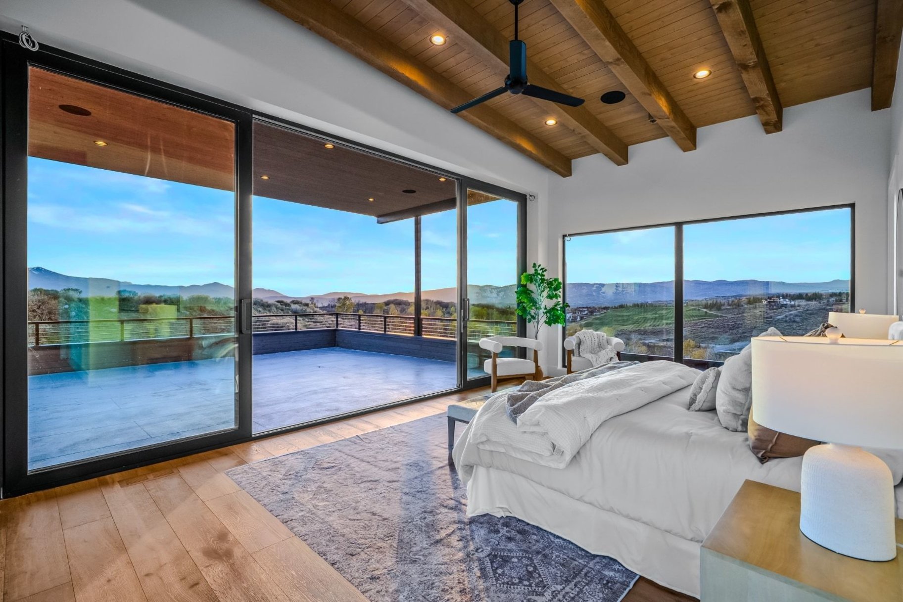  New Construction with Big Wow Views - 物件實景