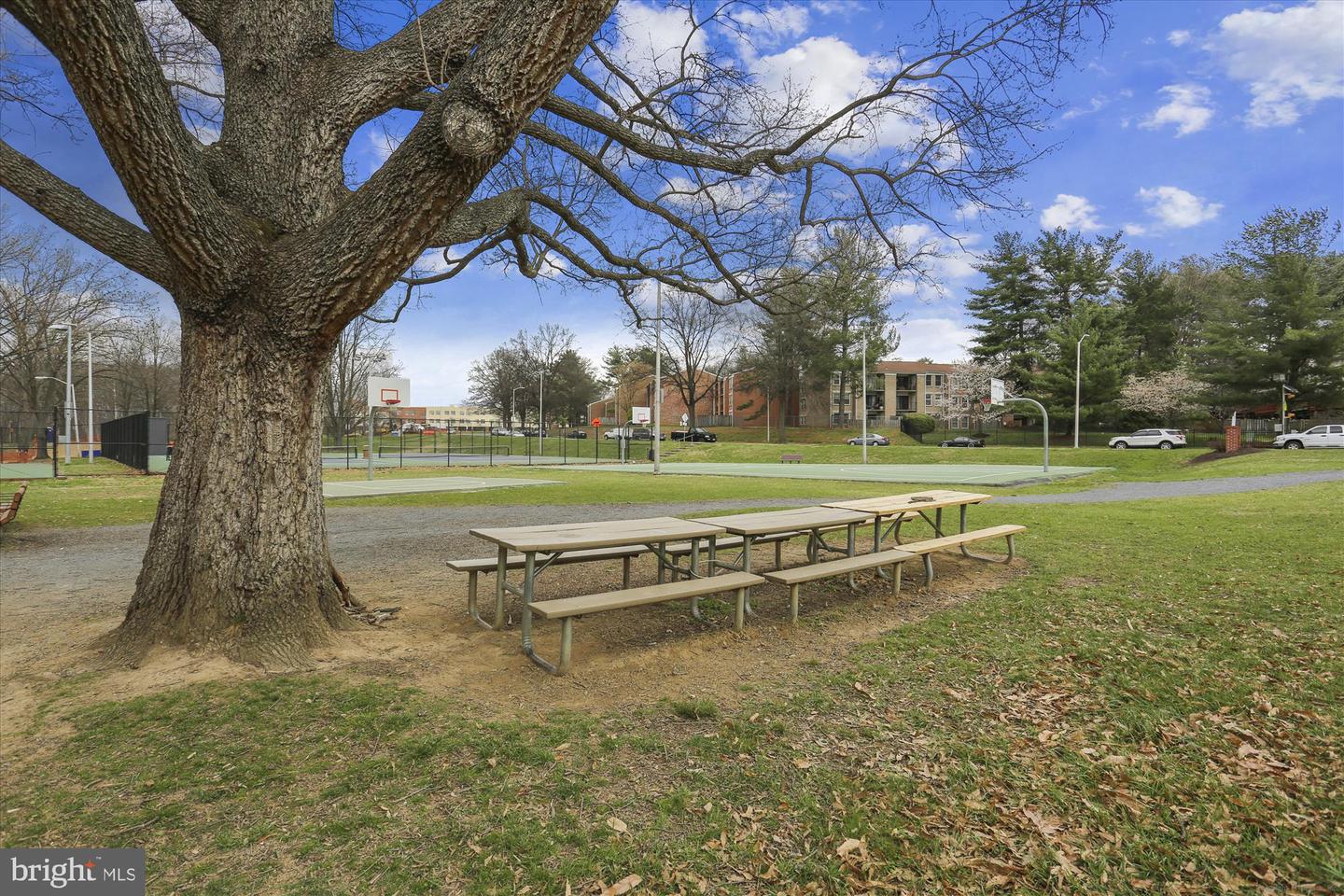 Gaithersburg, Maryland, 20878, United States, 3 Bedrooms Bedrooms, ,4 BathroomsBathrooms,Residential,For Sale,1995929