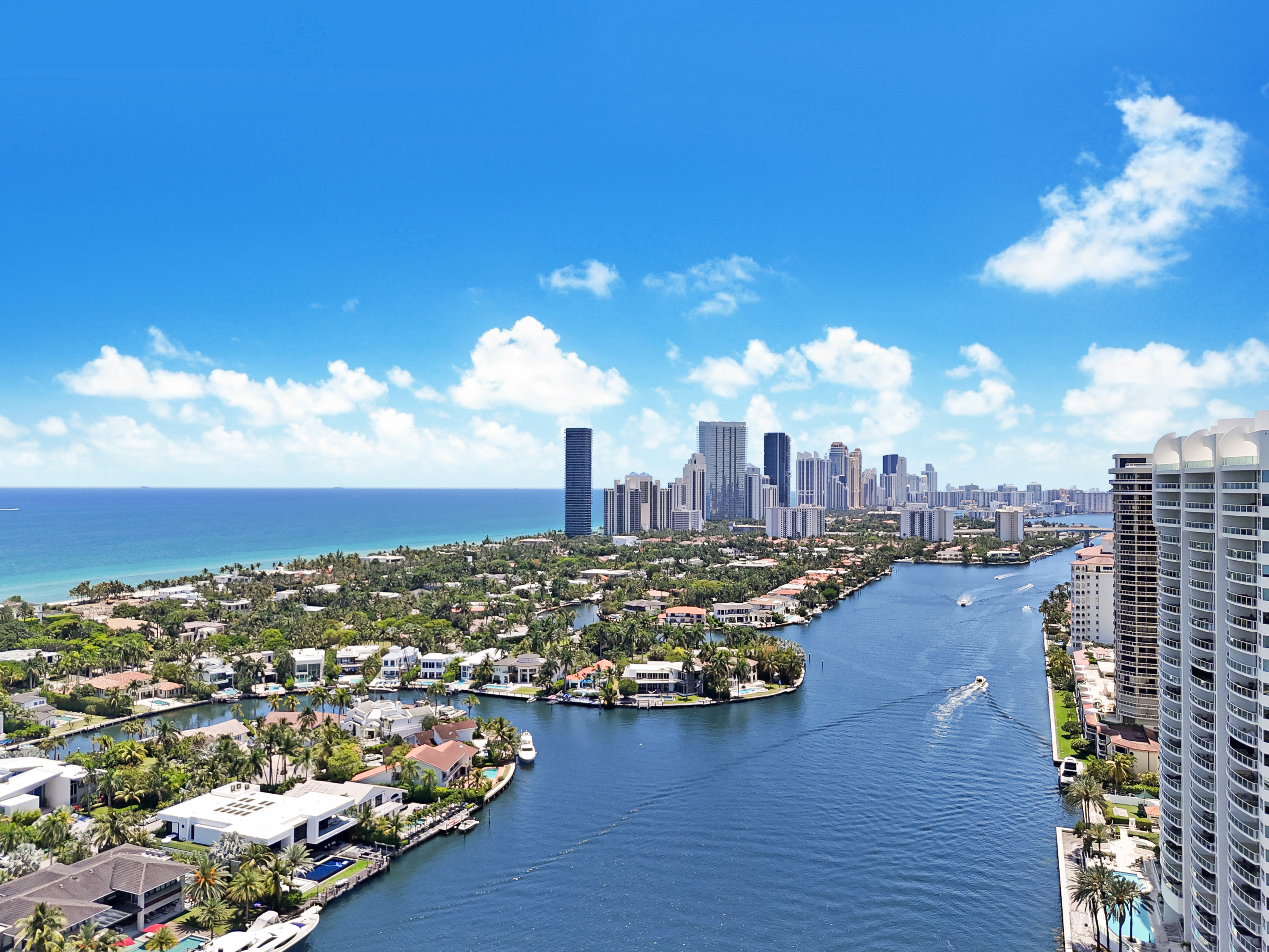  20515 E Country Club Dr, Aventura, FL, 33180 - 物件實景