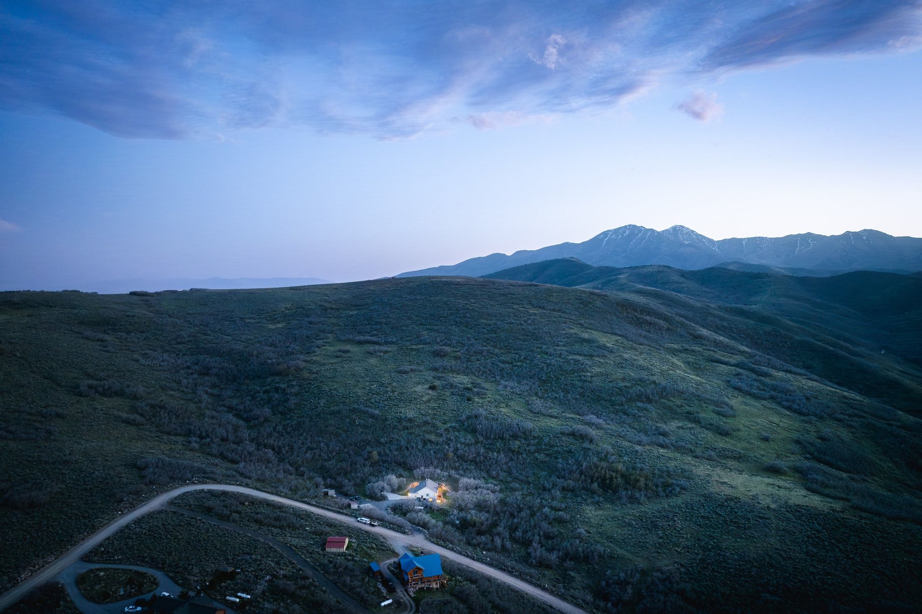  Rare Opportunity in Herriman High Country Estates  Rambler on 7.7 Private Acres - 物件實景