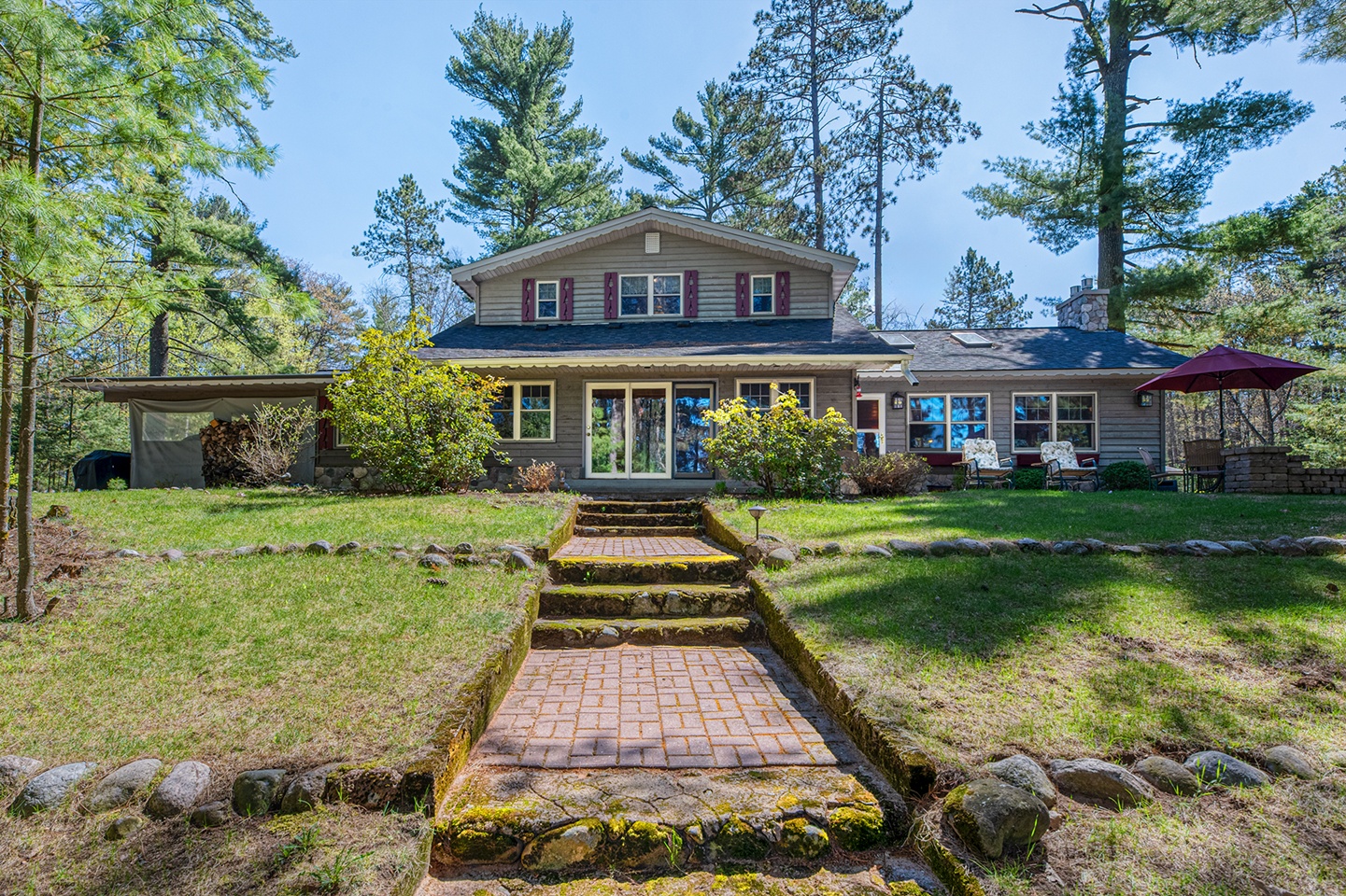 Manitowish Waters, Wisconsin, 54545, United States, 3 Bedrooms Bedrooms, ,4 BathroomsBathrooms,Residential,For Sale,1823646