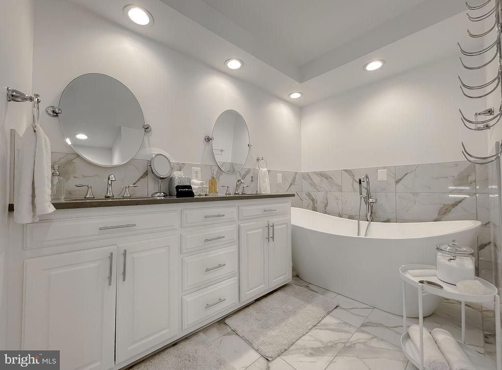 Lexington Park, Maryland, 20653, United States, 5 Bedrooms Bedrooms, ,6 BathroomsBathrooms,Residential,For Sale,1975689