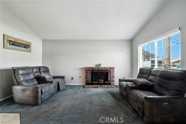 Jurupa Valley, California, 91752, United States, 3 Bedrooms Bedrooms, ,2 BathroomsBathrooms,Residential,For Sale,1931342