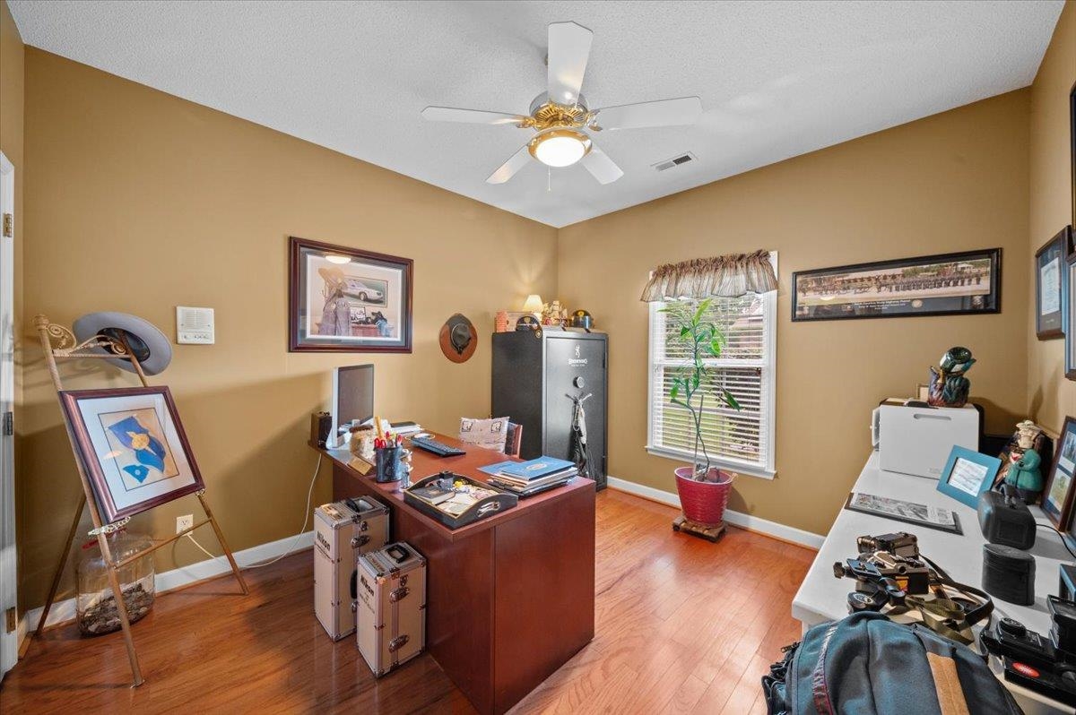 Cowpens, South Carolina, 29330, United States, 5 Bedrooms Bedrooms, ,3 BathroomsBathrooms,Residential,For Sale,1915597